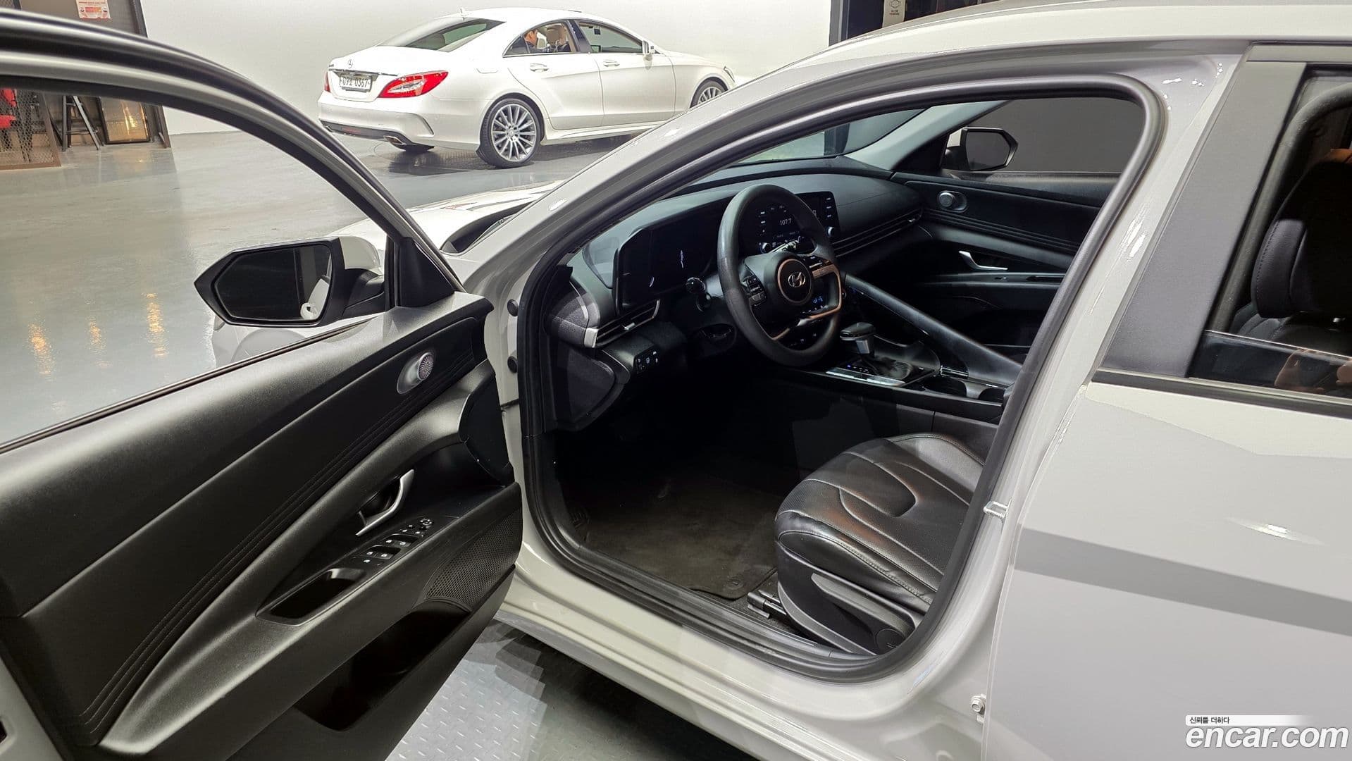 Main__Slider__Photo:AVANTE Hyundai 2021.11-9