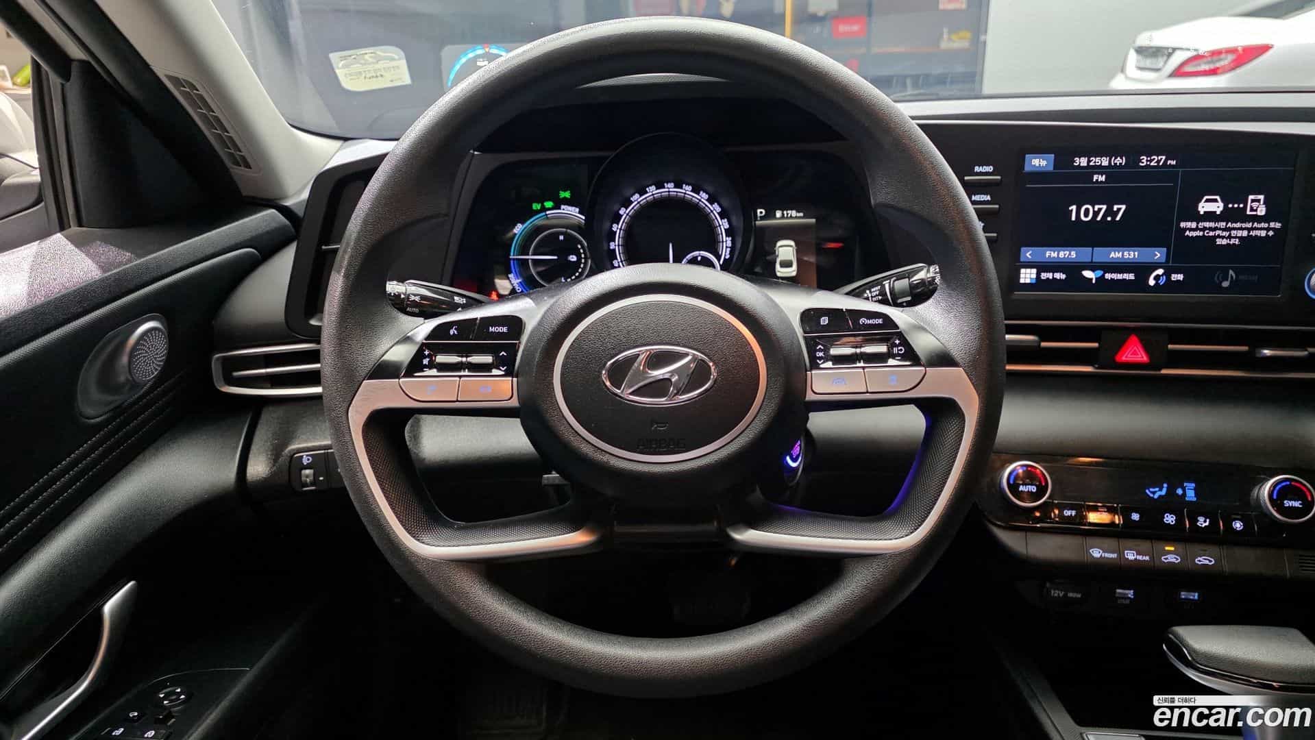 AVANTE Hyundai 2021.11-OPTION-017