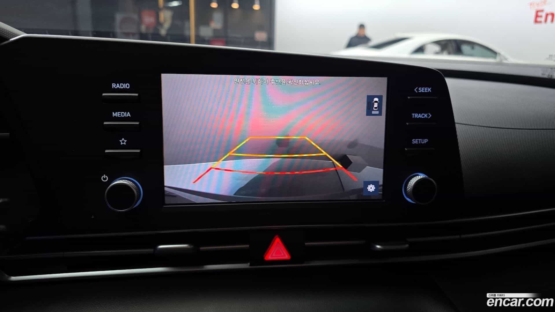 AVANTE Hyundai 2021.11-OPTION-022