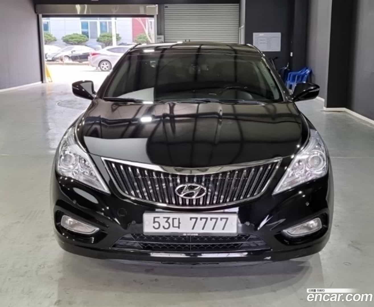 Grandeur Hyundai 2013.0-OUTER-003