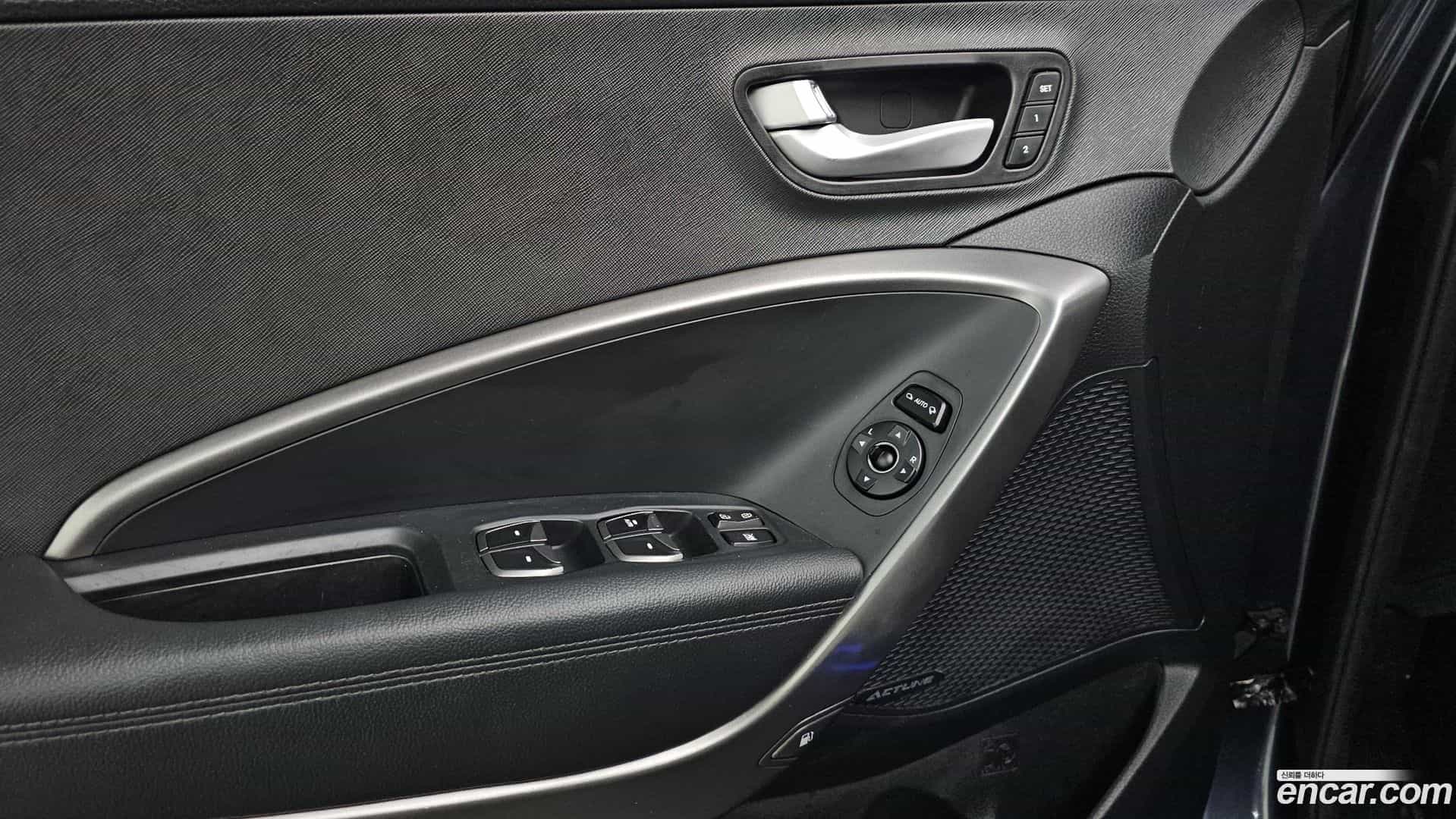 Santafe Hyundai 2015.5-OPTION-022