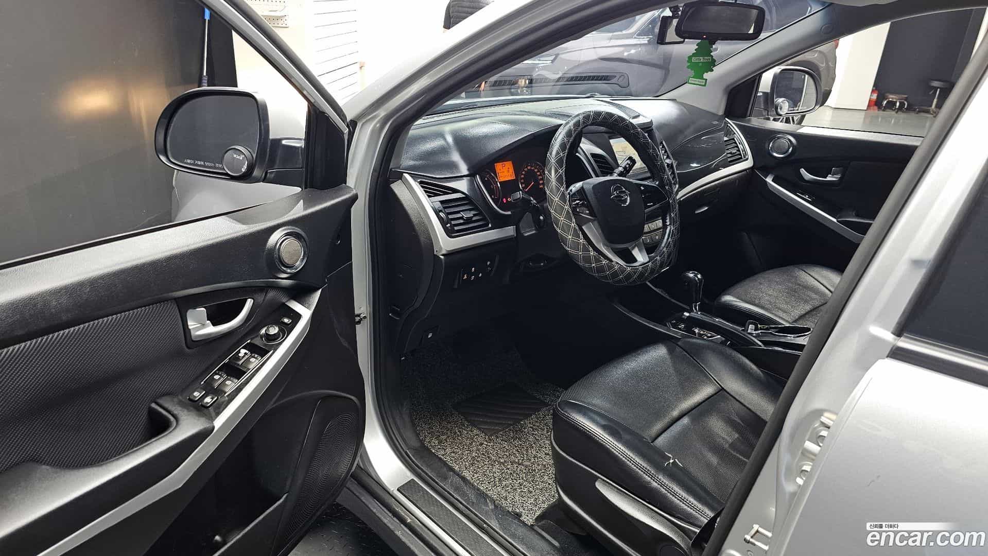 KORANDO KG_Mobility_Ssangyong 2017.5-INNER-010