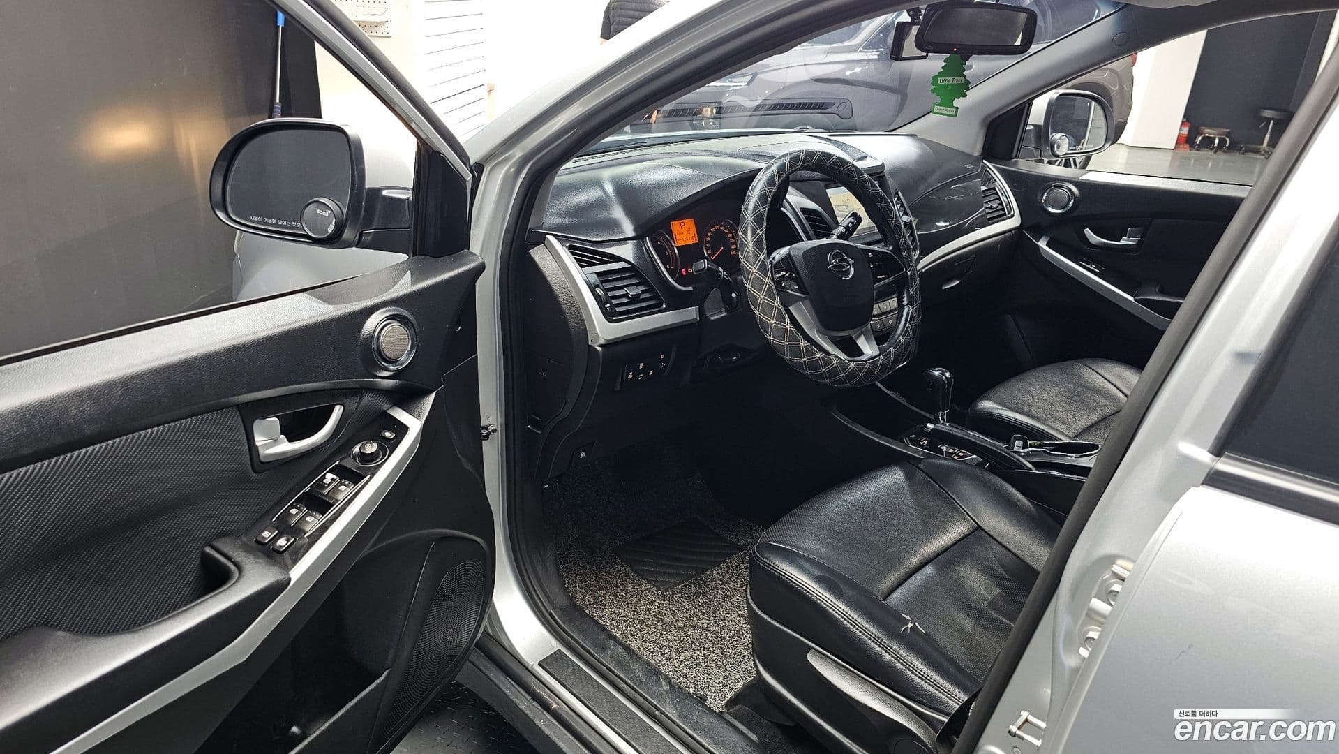 Main__Slider__Photo:KORANDO KG_Mobility_Ssangyong 2017.5-9