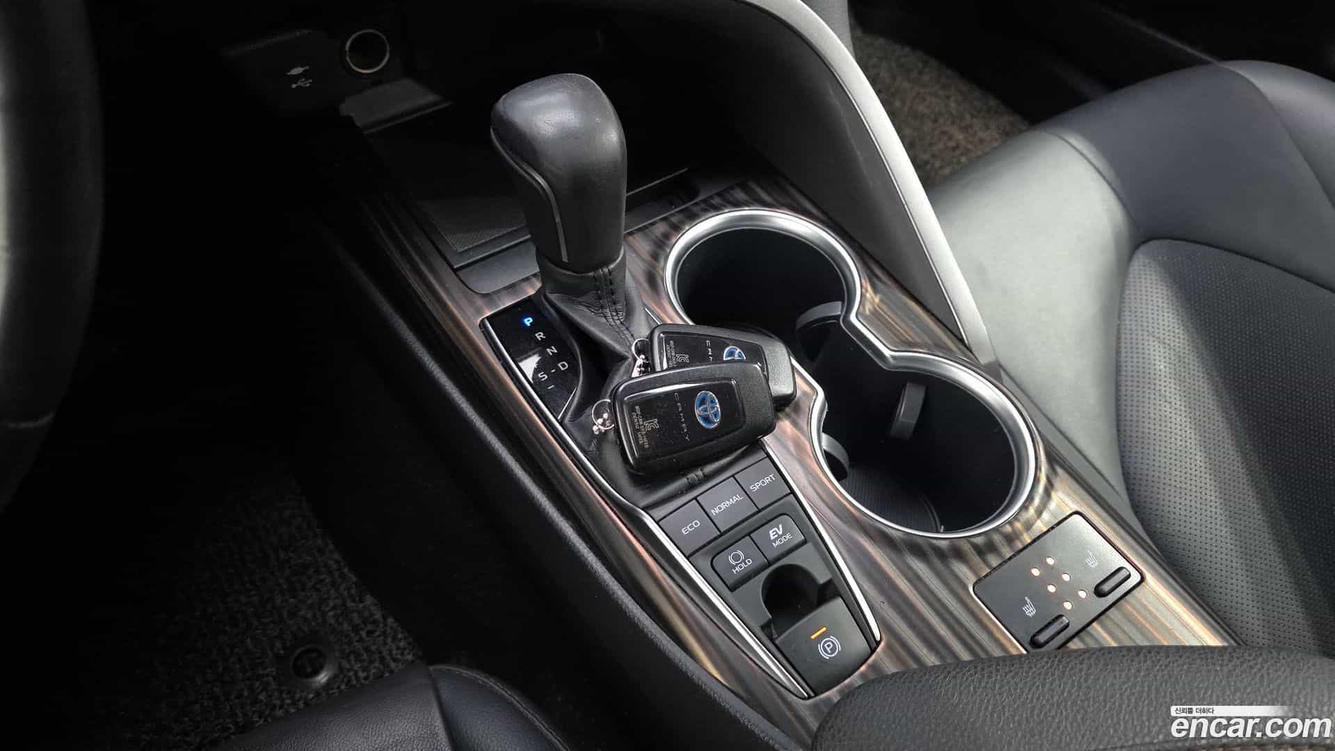 Camry Toyota 2018.6-INNER-009