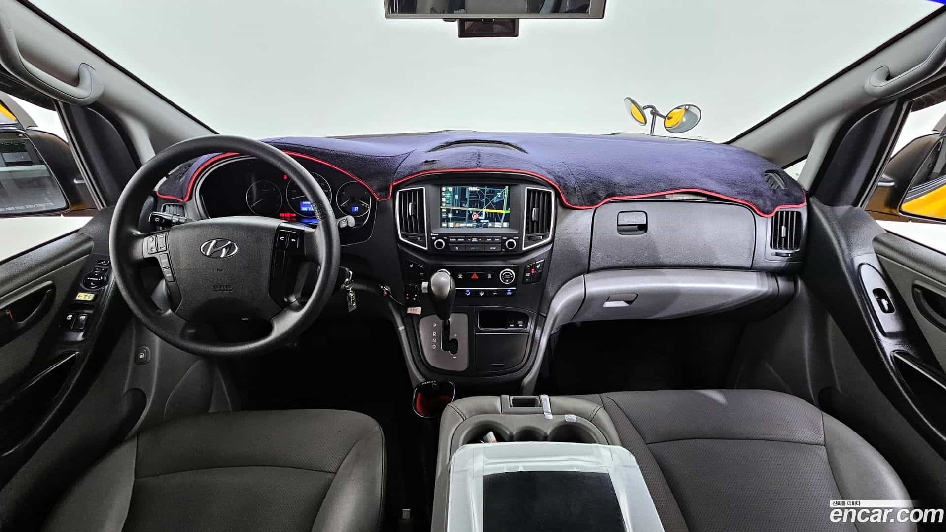 Starex Hyundai 2018.10-INNER-007