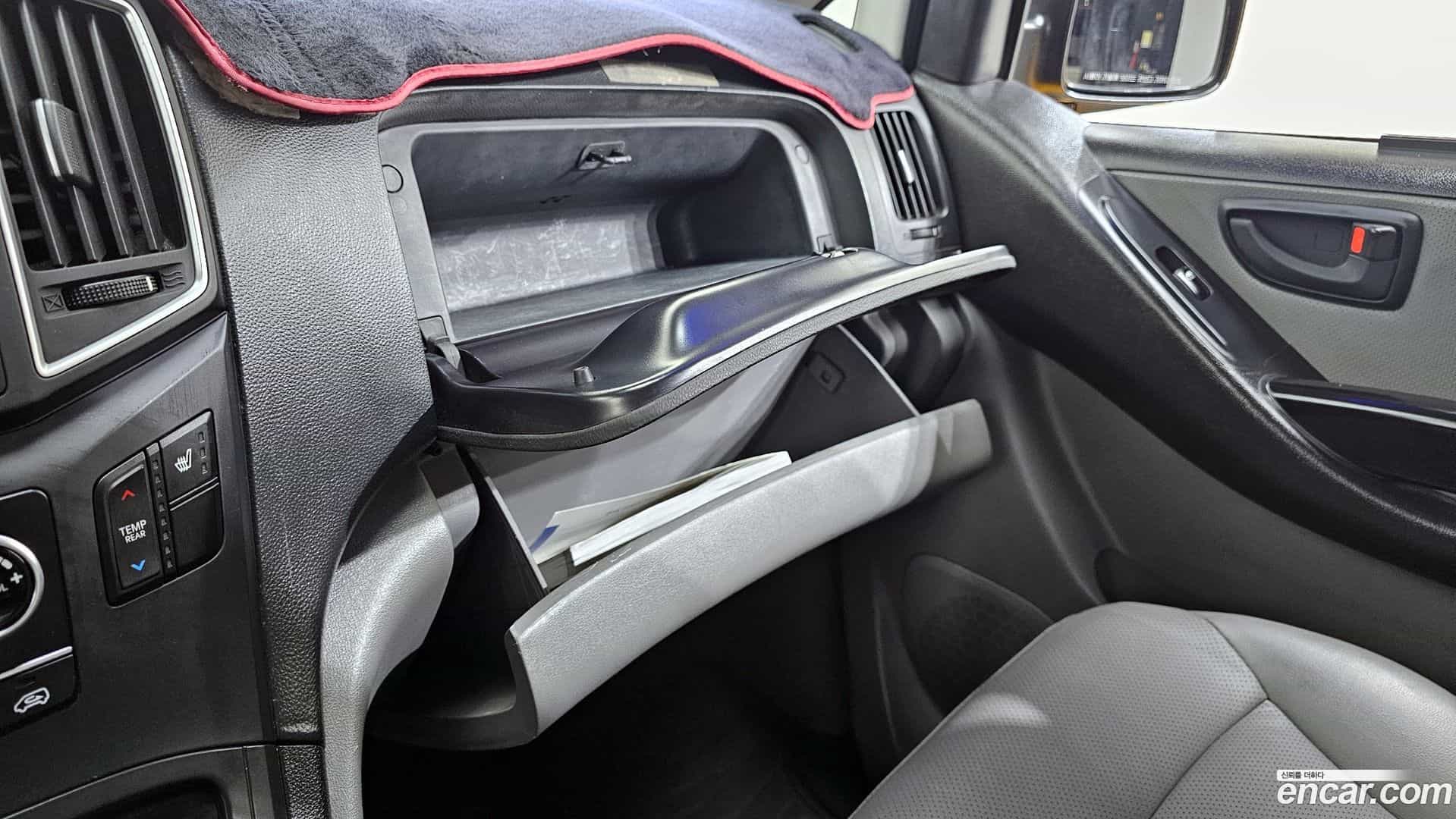 Starex Hyundai 2018.10-OPTION-023