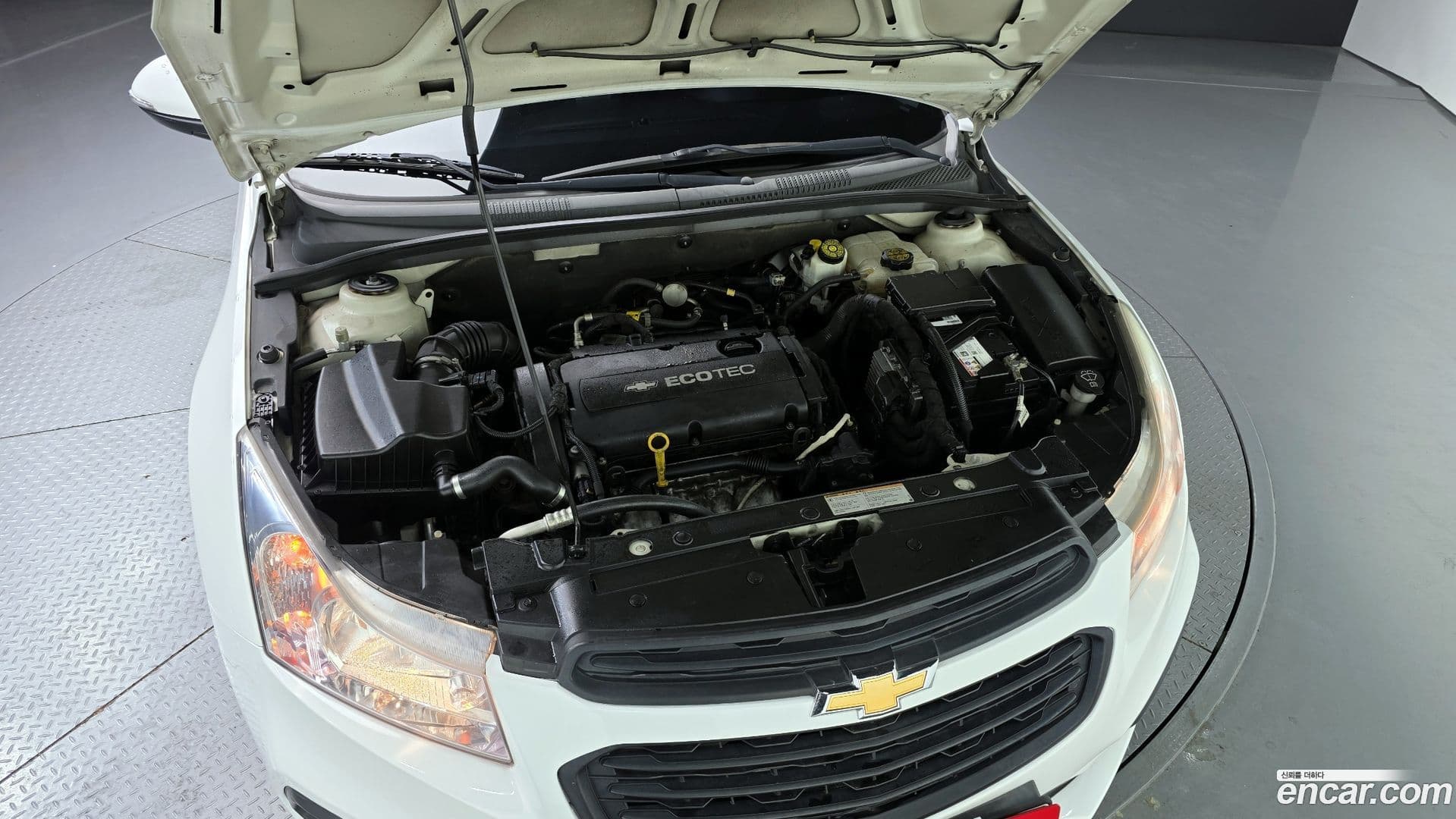 Main__Slider__Photo:Cruze ChevroletGMDaewoo 2016.0-5