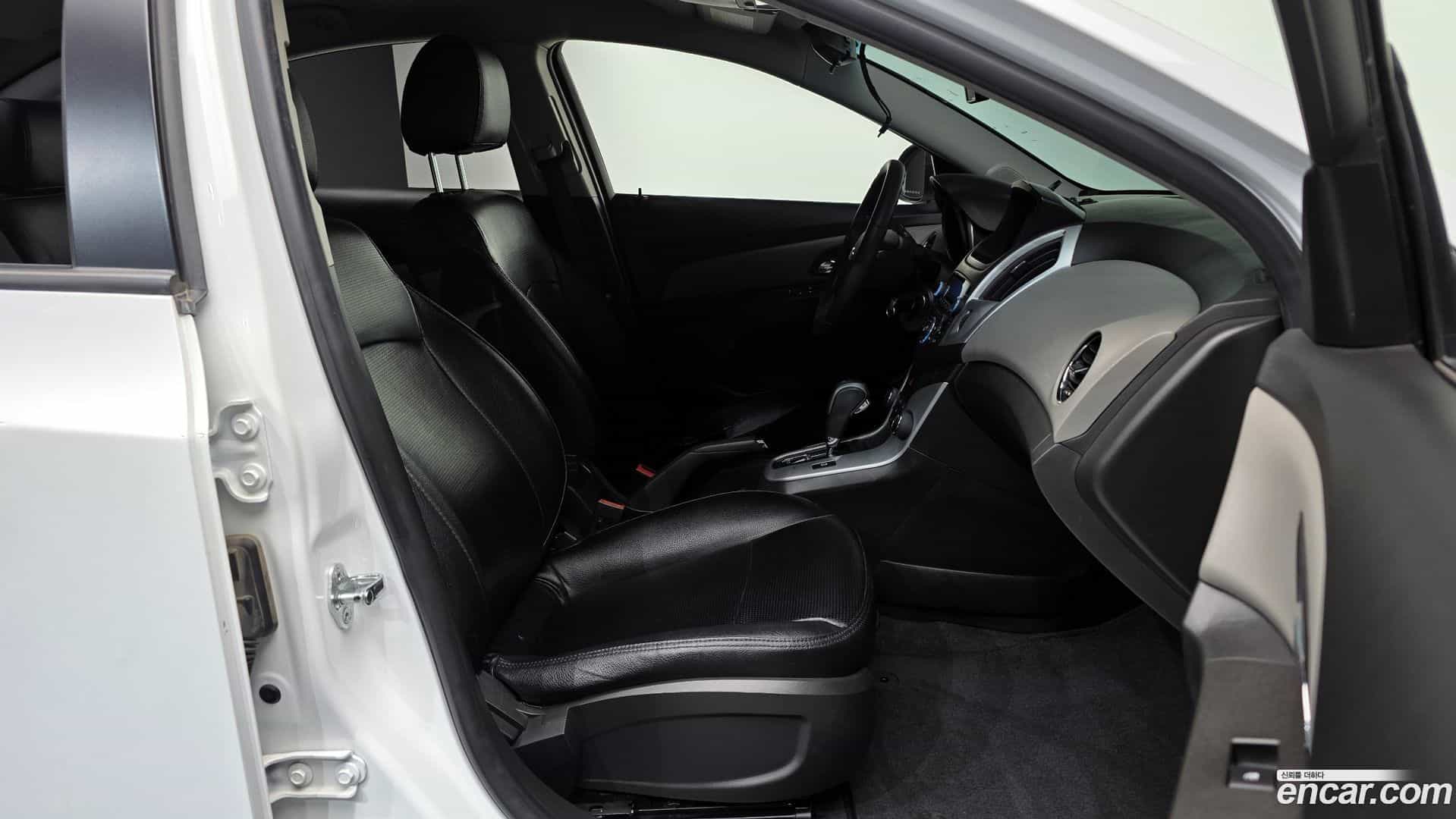 Cruze ChevroletGMDaewoo 2016.0-INNER-010