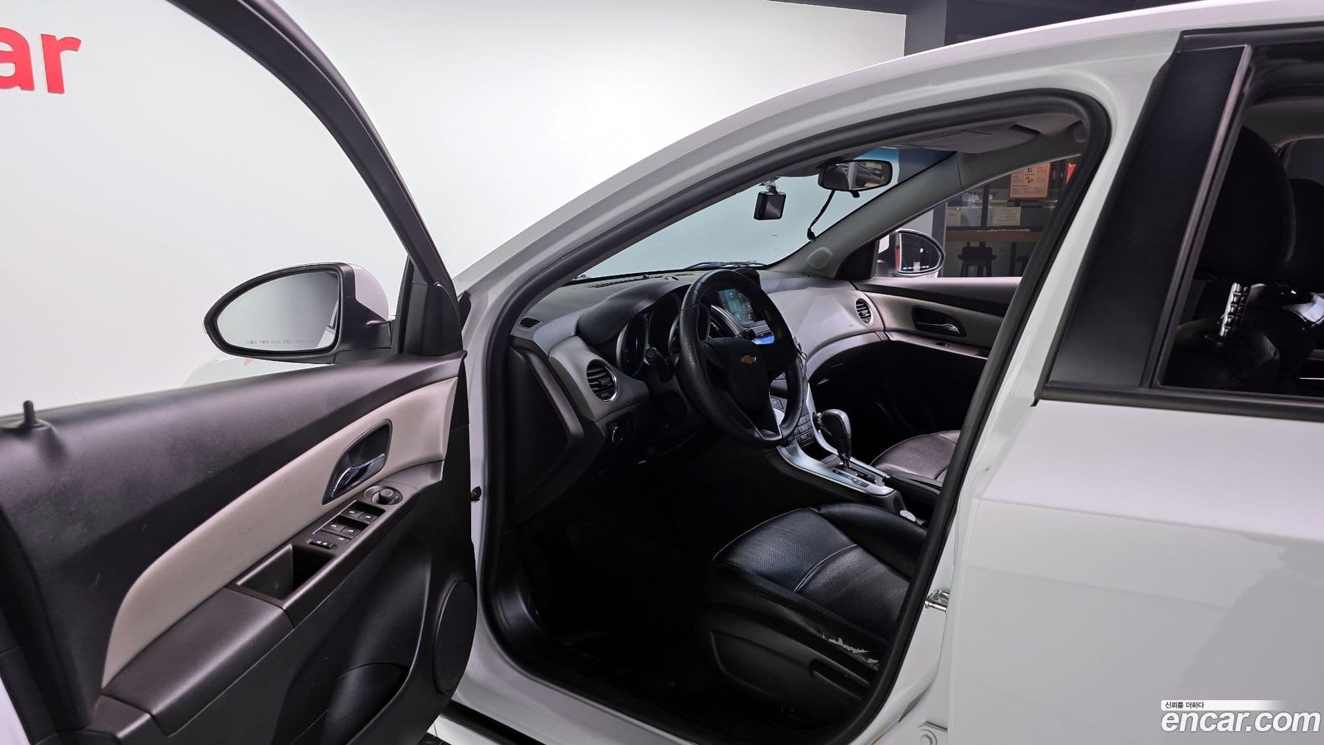 Main__Slider__Photo:Cruze ChevroletGMDaewoo 2016.0-10