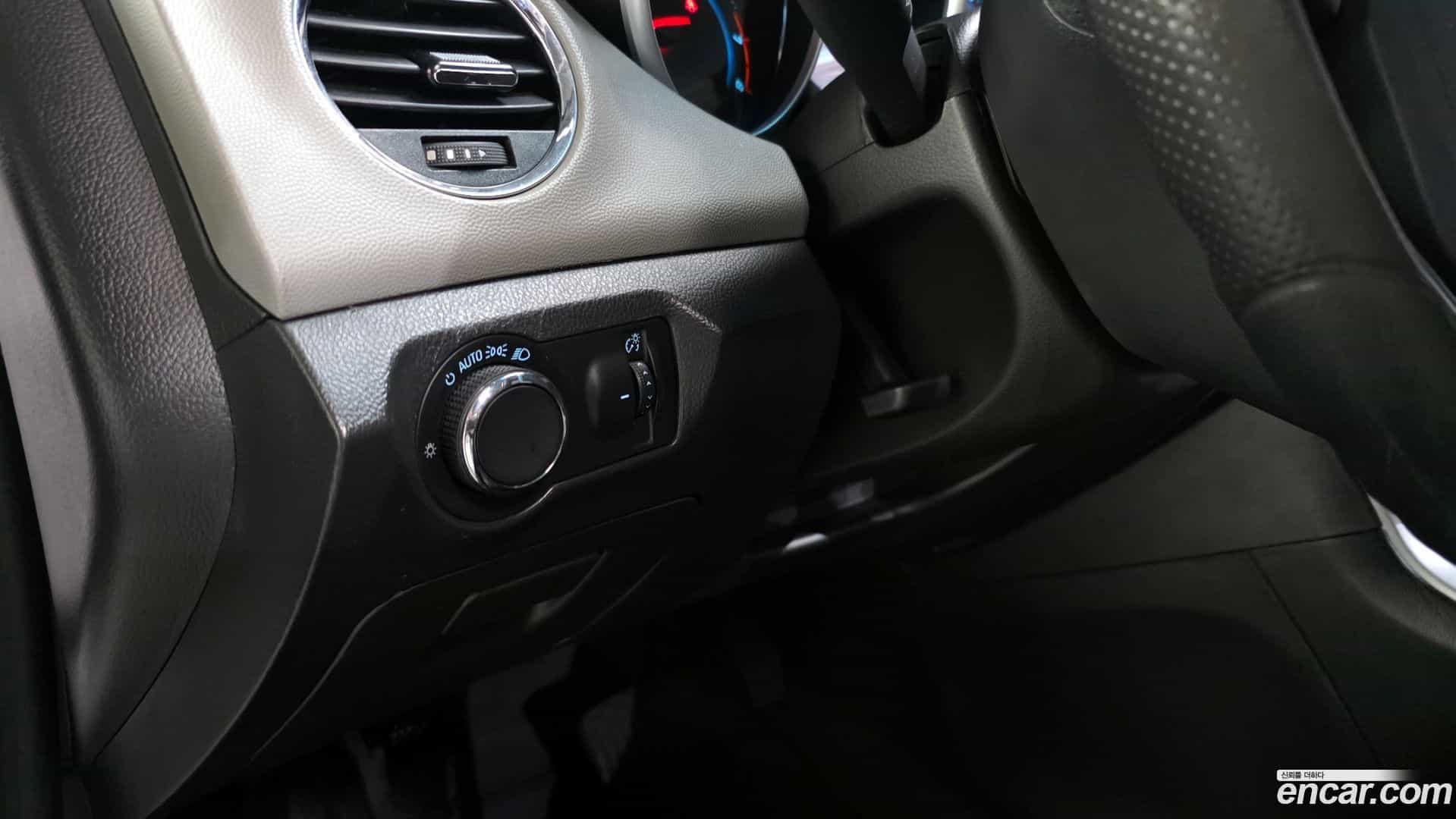 Cruze ChevroletGMDaewoo 2016.0-OPTION-021