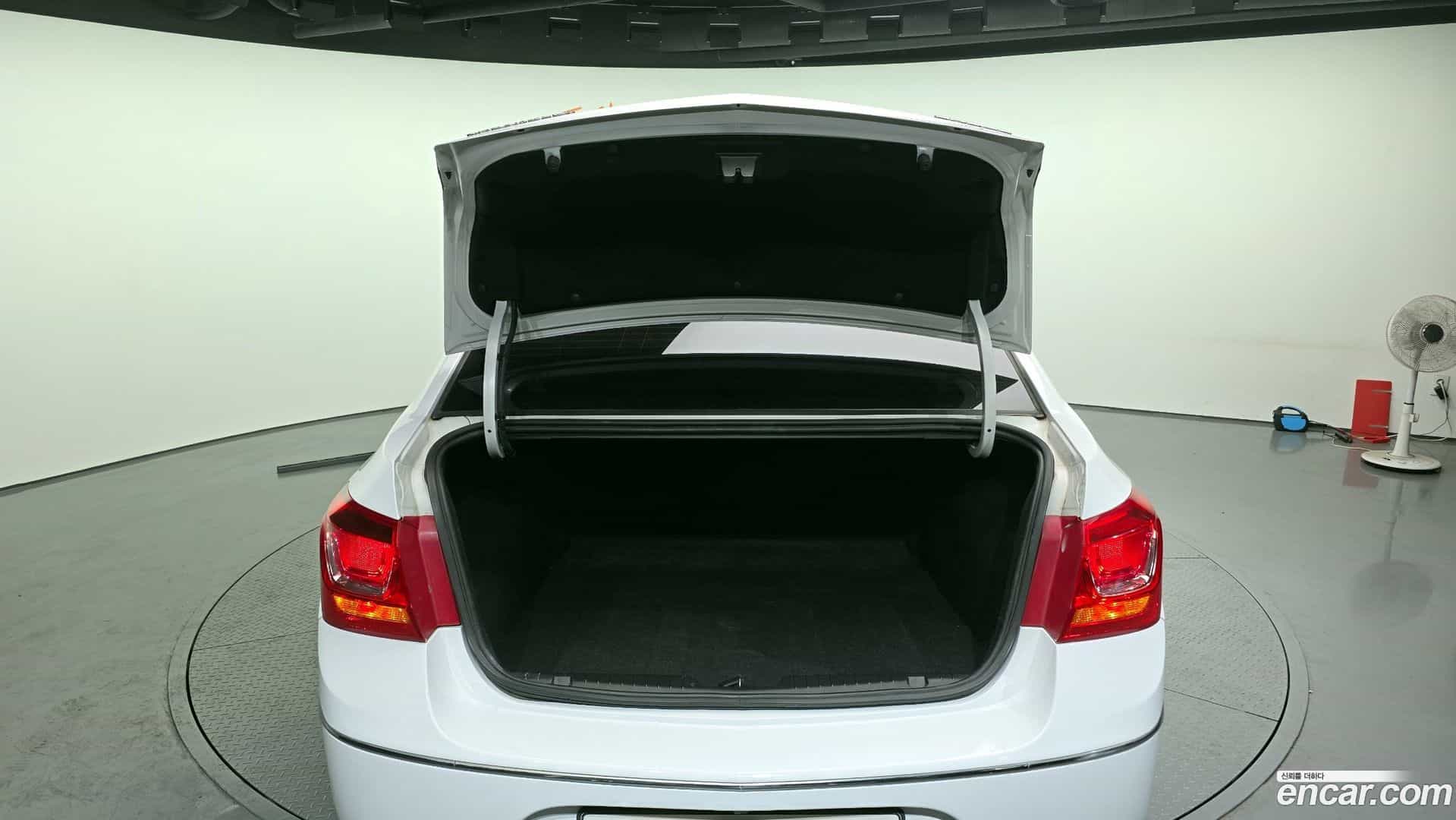 Cruze ChevroletGMDaewoo 2016.0-OPTION-024