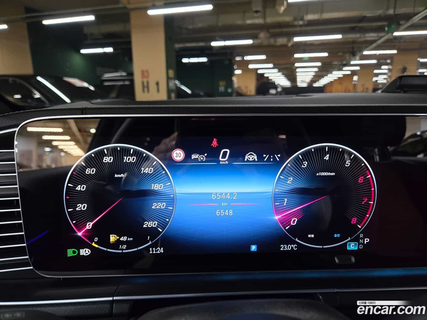 GLE-Class Mercedes-Benz 2025.8-OPTION-022