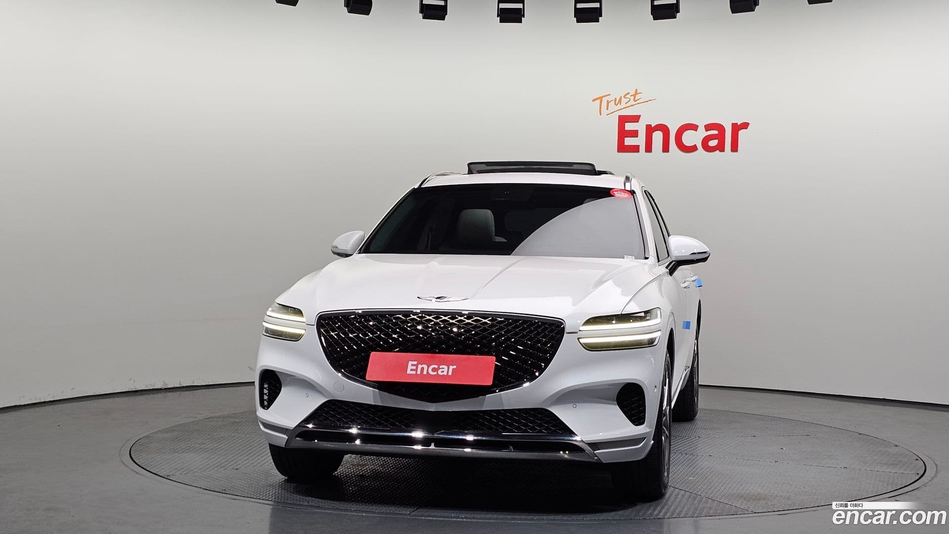 Main__Slider__Photo:GV70 Genesis 2021.3-2