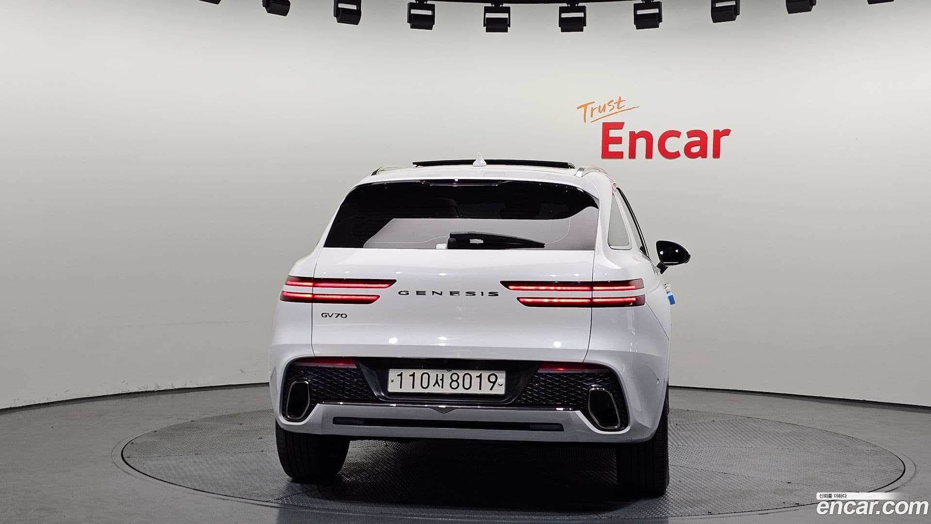 Main__Slider__Photo:GV70 Genesis 2021.3-3