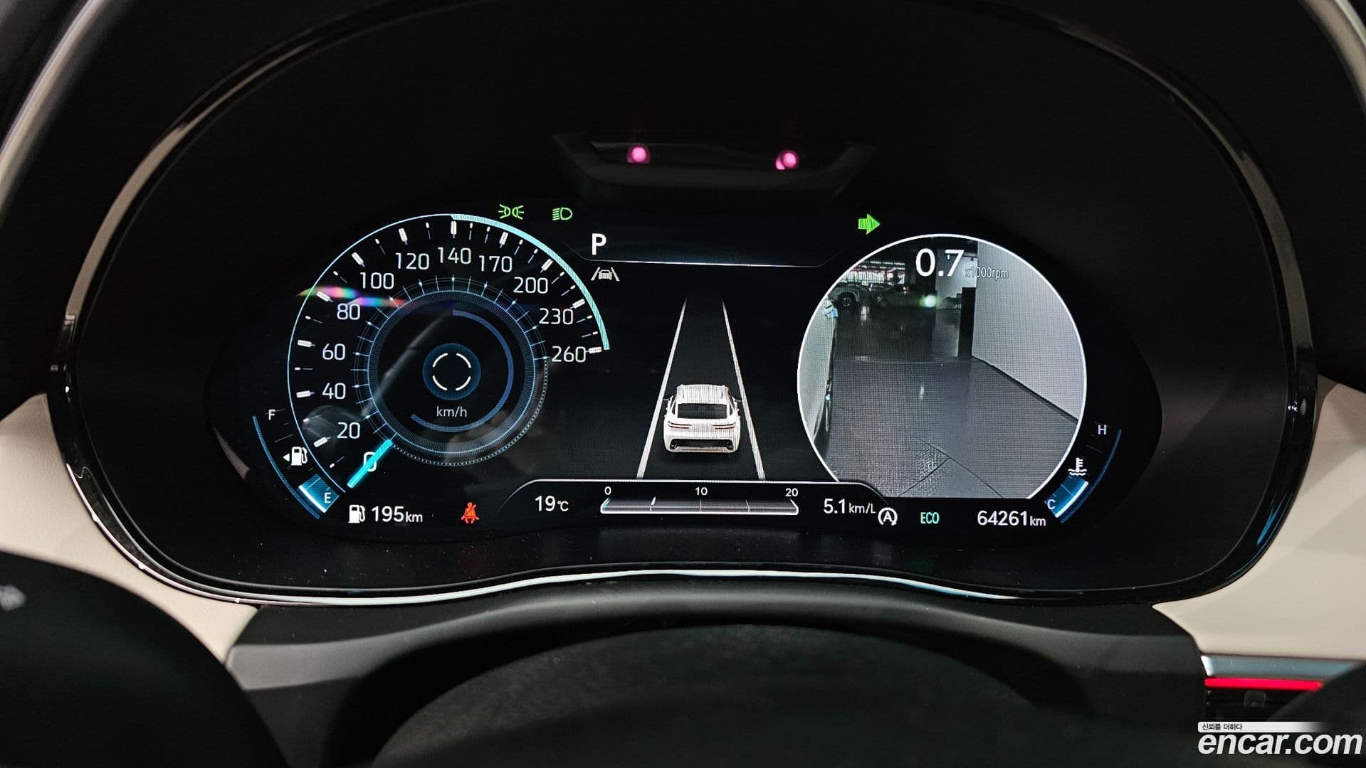 Main__Slider__Photo:GV70 Genesis 2021.3-7