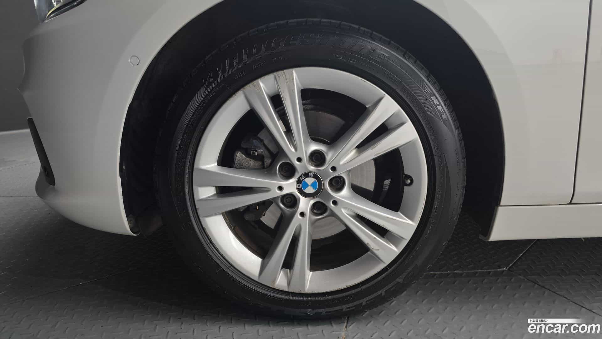 2-Series BMW 2015.5-OUTER-005