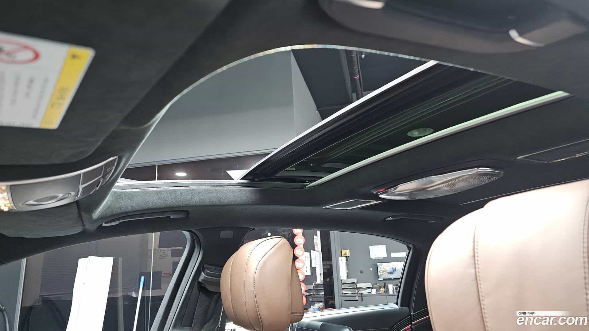 S-Class Mercedes-Benz 2016.10-OPTION-023