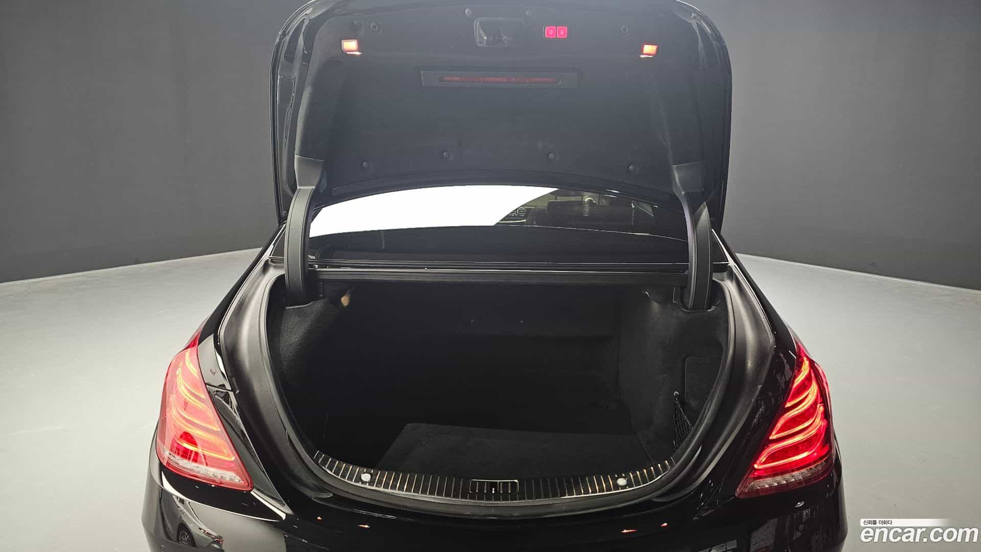 S-Class Mercedes-Benz 2016.10-OPTION-024