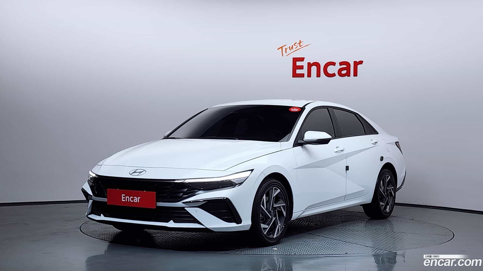 AVANTE Hyundai 2024.9-OUTER-001