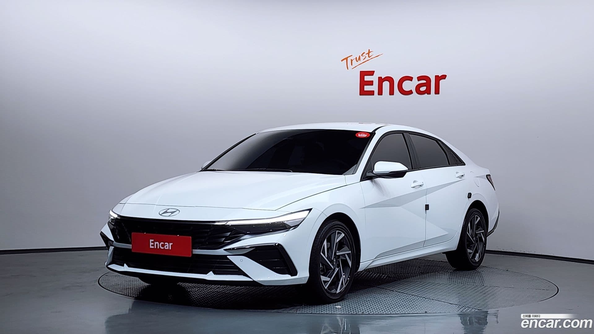 Main__Slider__Photo:AVANTE Hyundai 2024.9-0