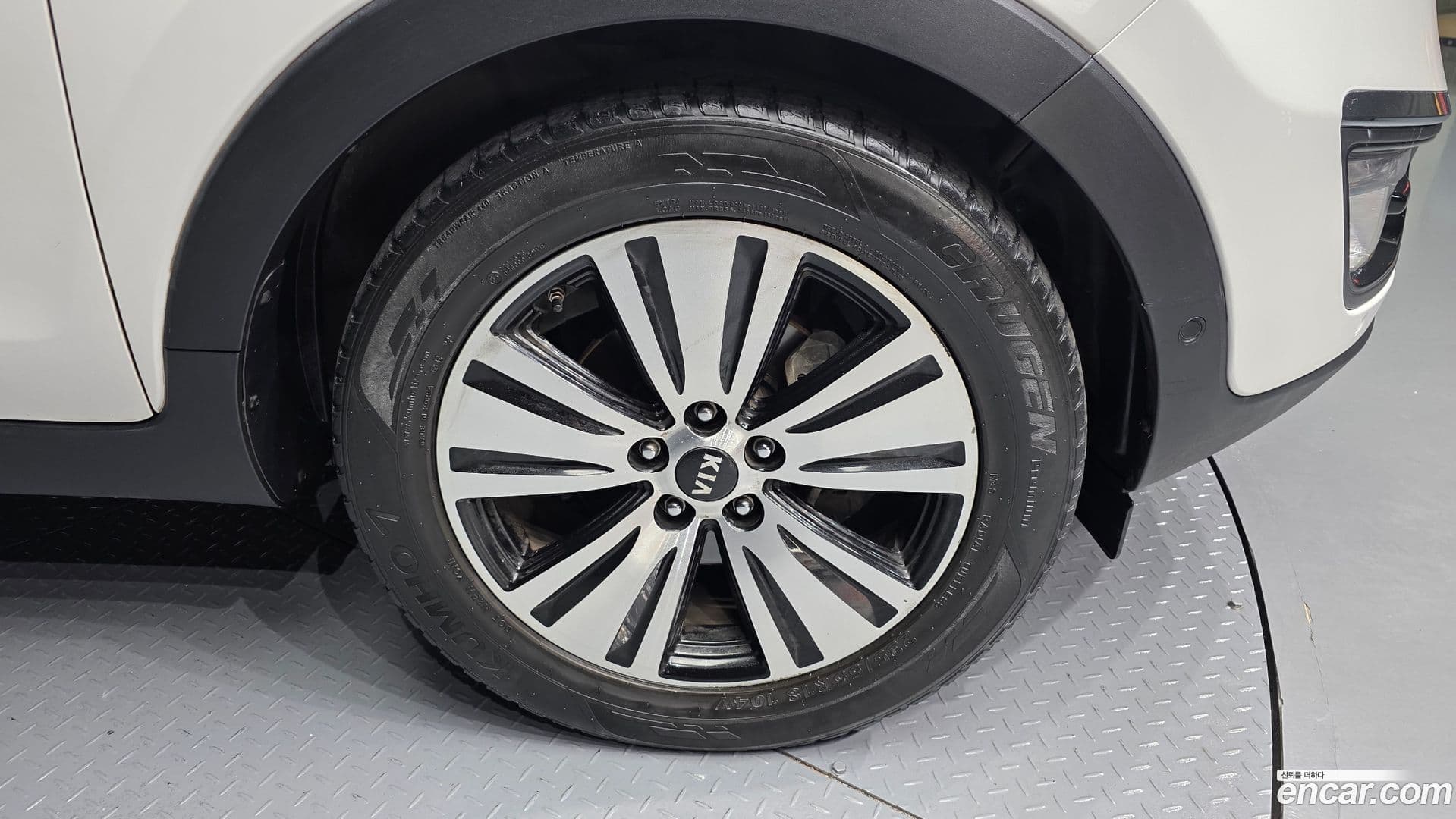 Main__Slider__Photo:Sportage Kia 2014.2-4