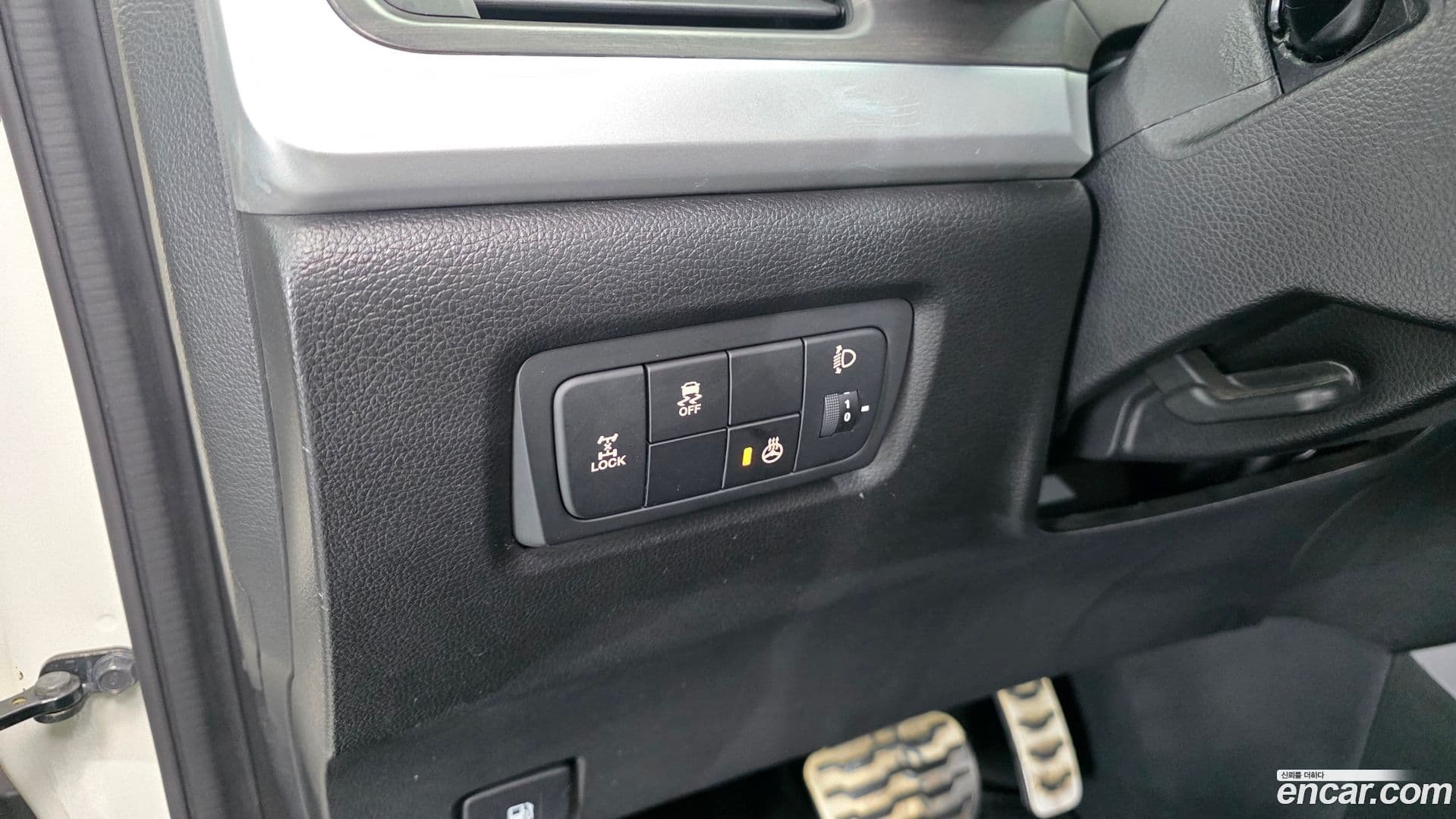 Main__Slider__Photo:KORANDO KG_Mobility_Ssangyong 2016.0-12