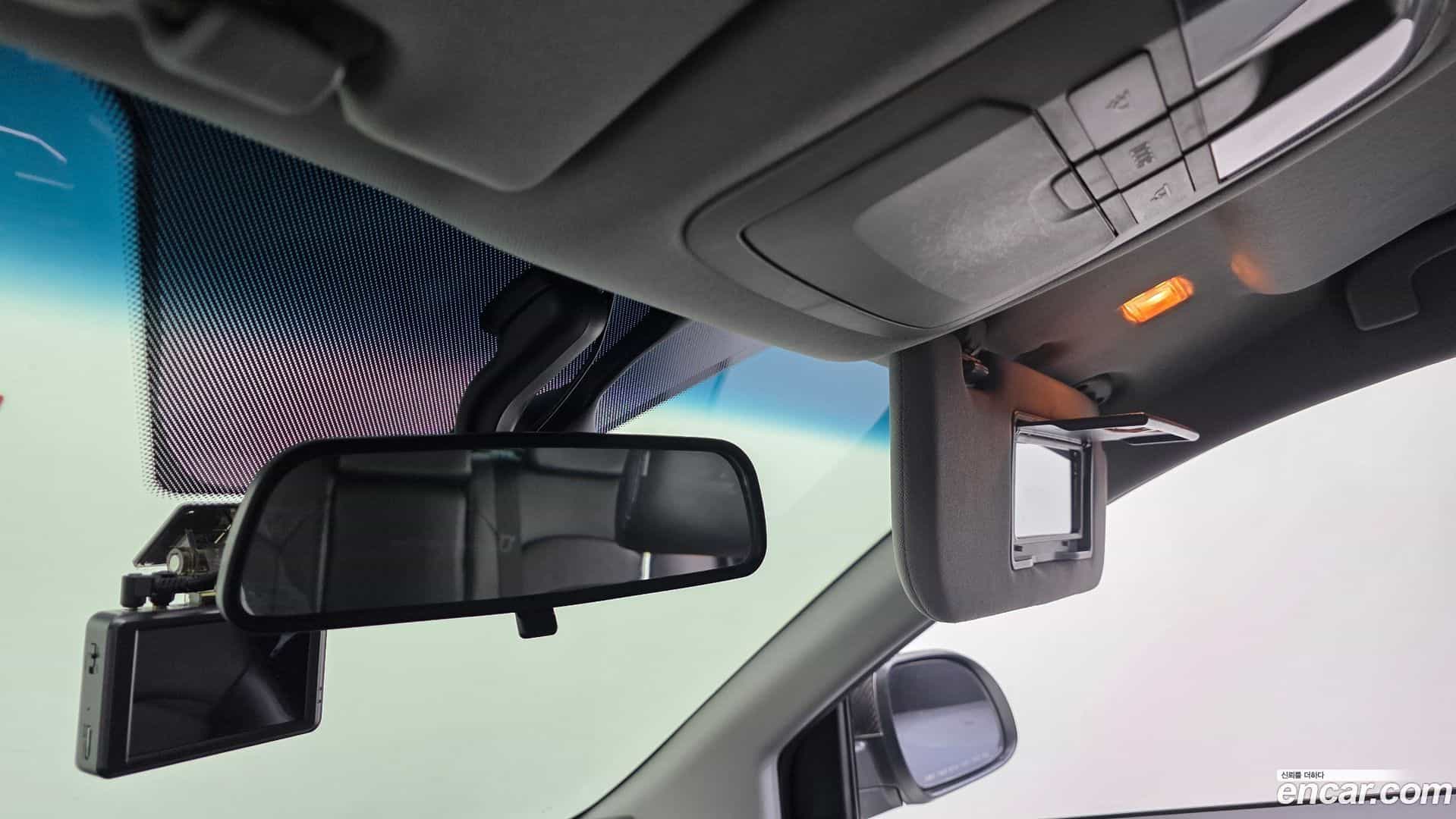 KORANDO KG_Mobility_Ssangyong 2016.0-OPTION-019