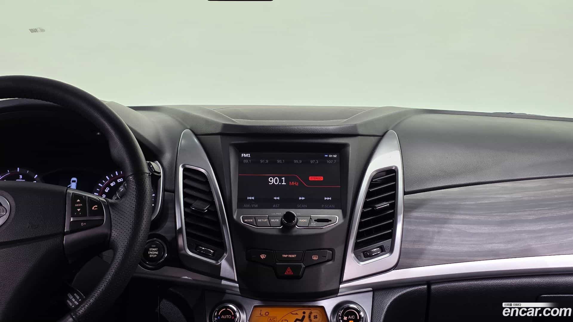 KORANDO KG_Mobility_Ssangyong 2016.0-OPTION-020