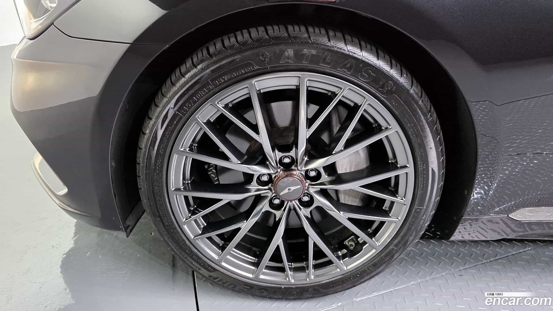 G80 Genesis 2019.0-OUTER-005