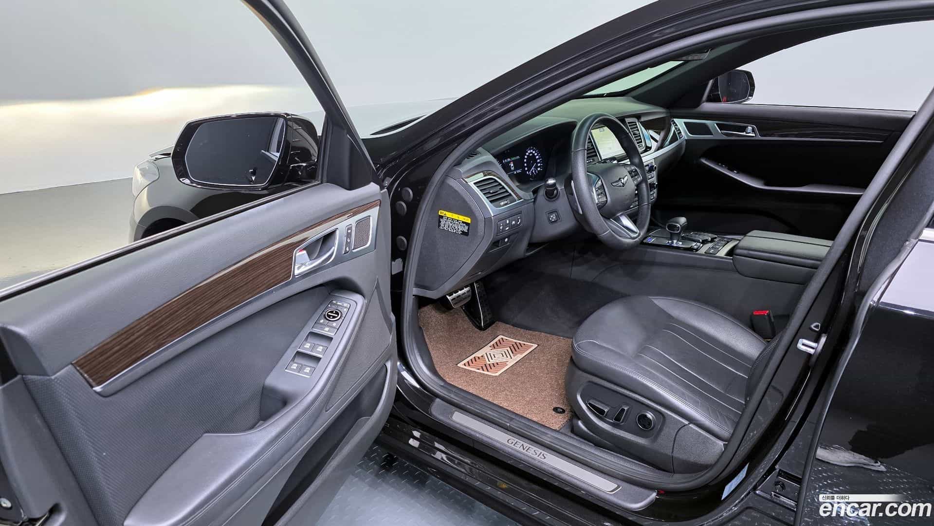 G80 Genesis 2019.0-OPTION-015