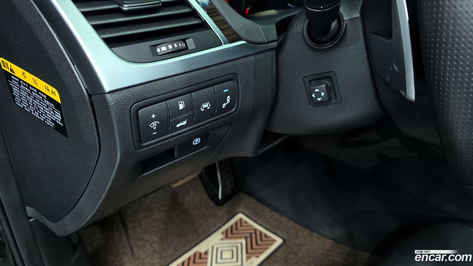 G80 Genesis 2019.0-OPTION-020