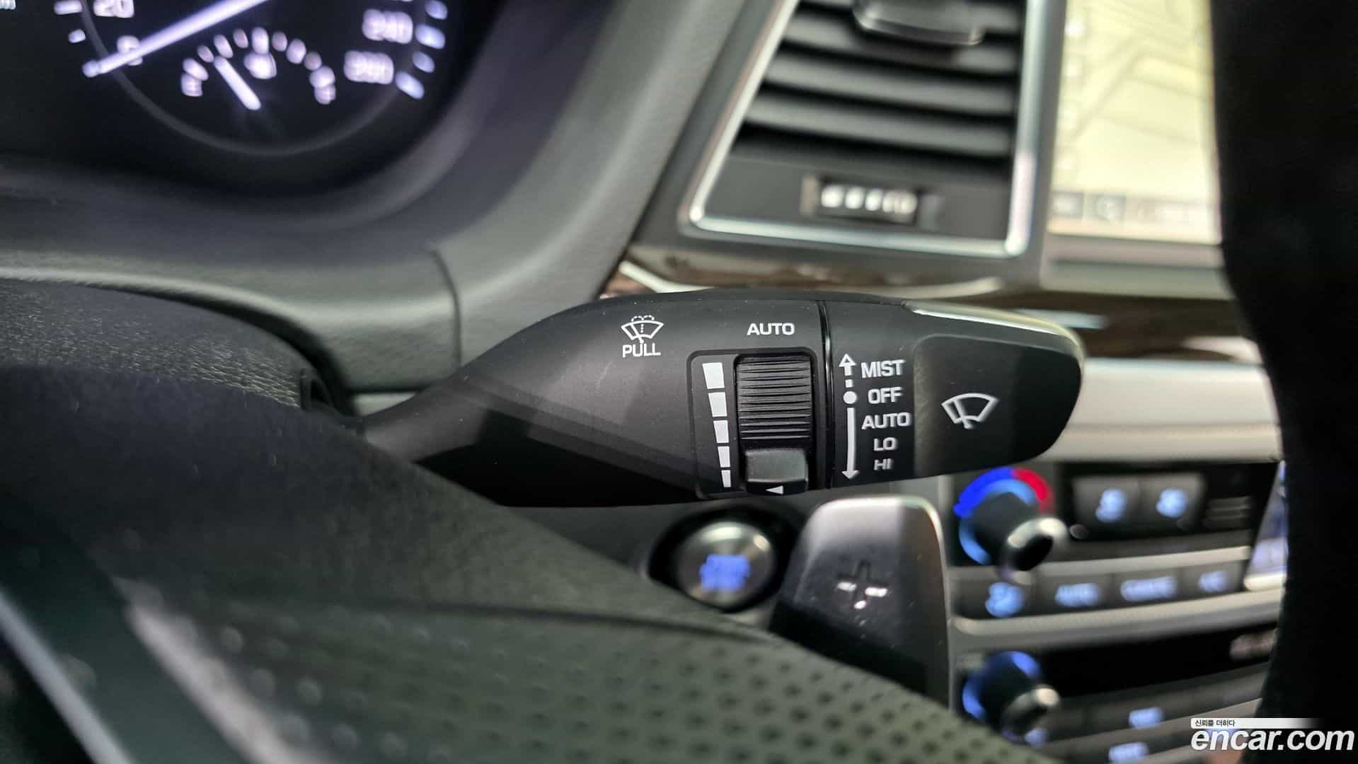 G80 Genesis 2019.0-OPTION-022