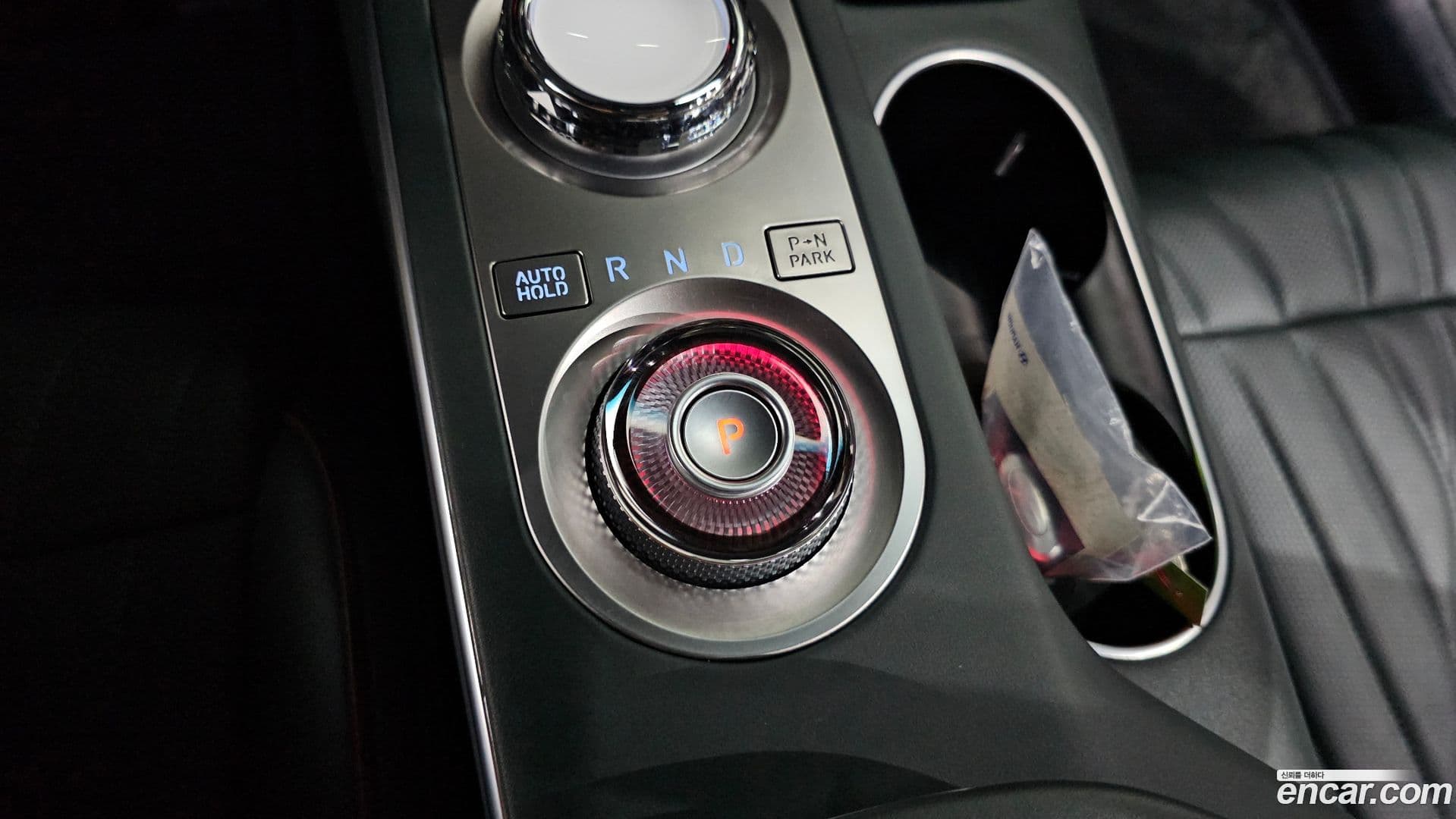 Main__Slider__Photo:GV70 Genesis 2021.1-8