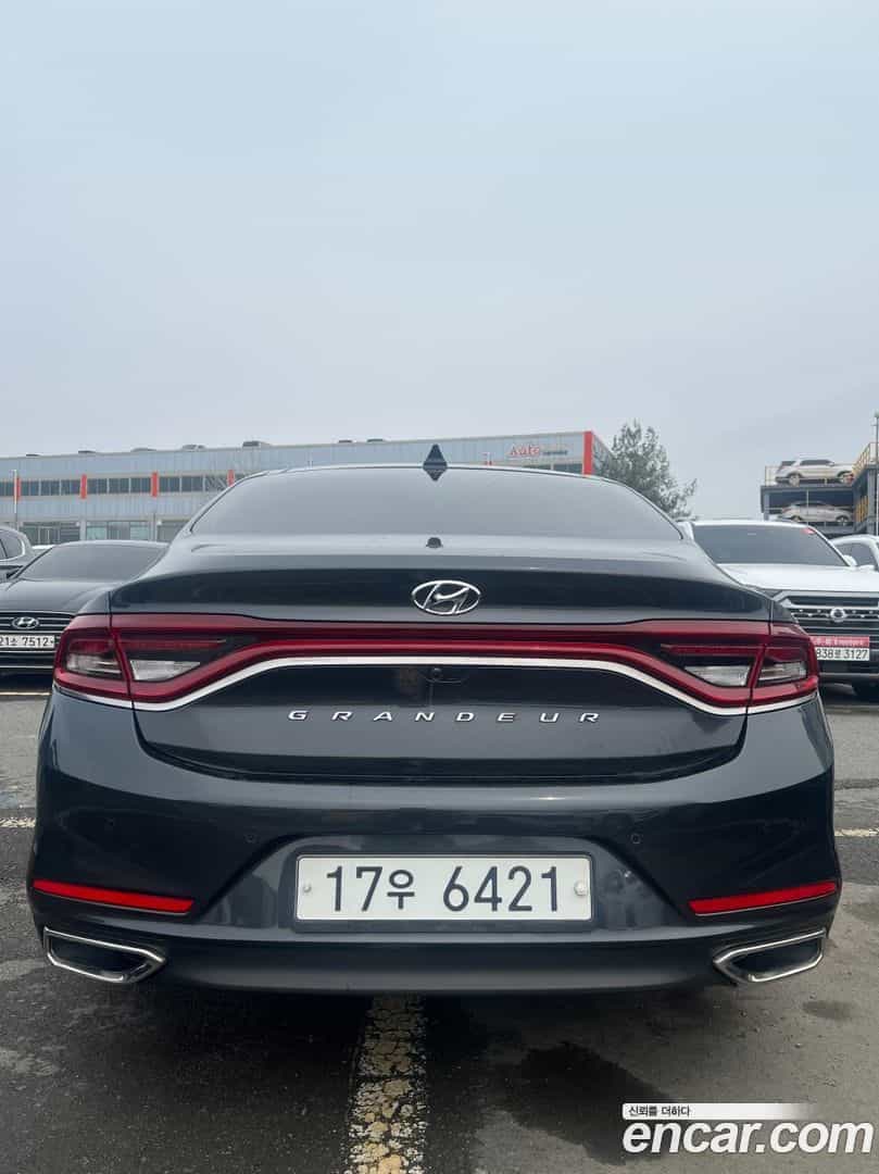 Grandeur Hyundai 2017.9-OUTER-004