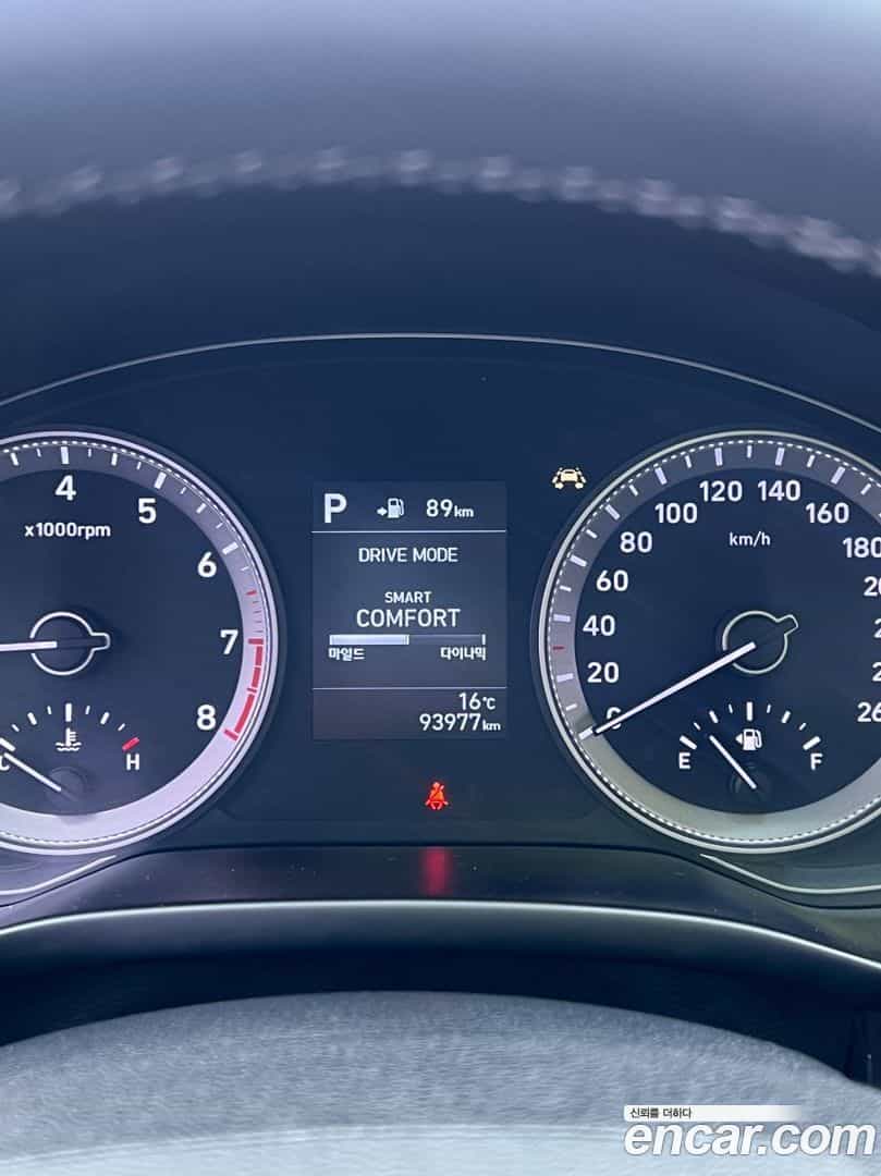 Grandeur Hyundai 2017.9-INNER-008