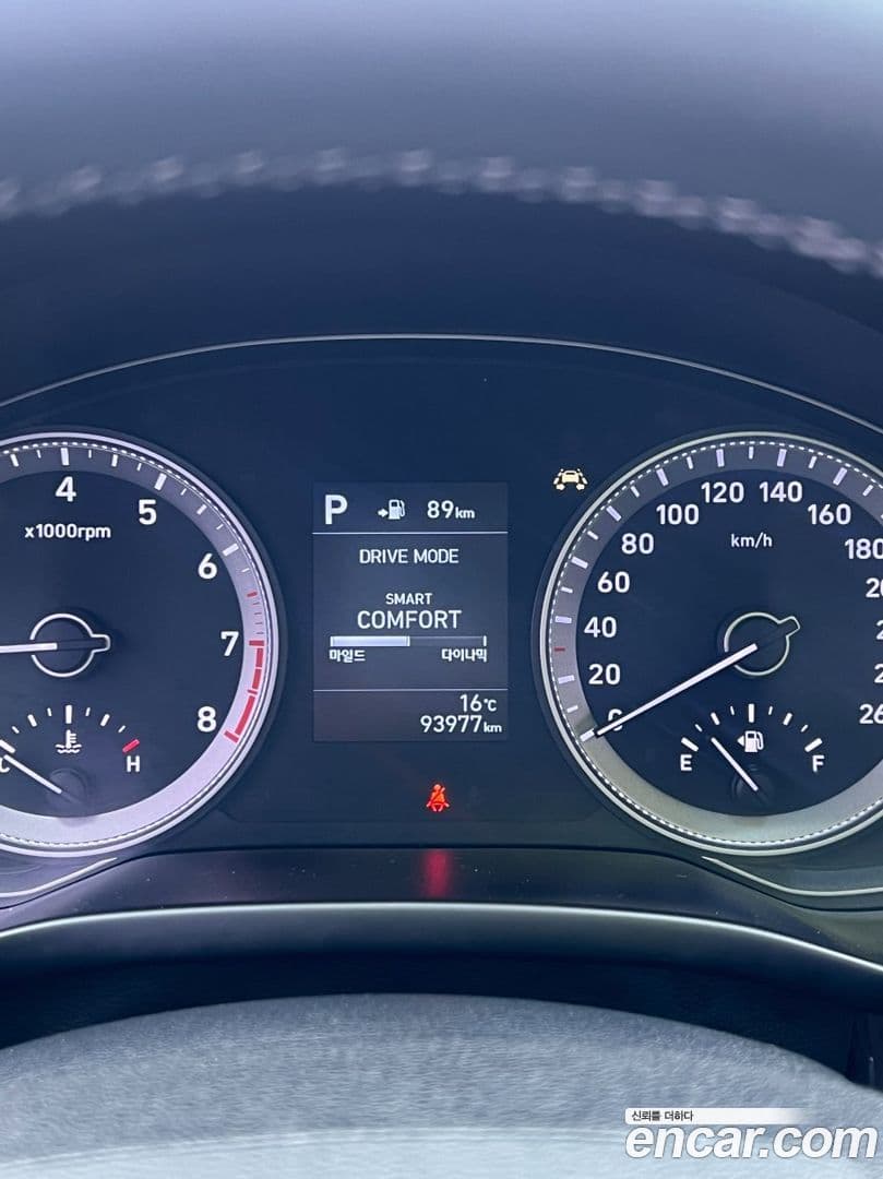 Main__Slider__Photo:Grandeur Hyundai 2017.9-7