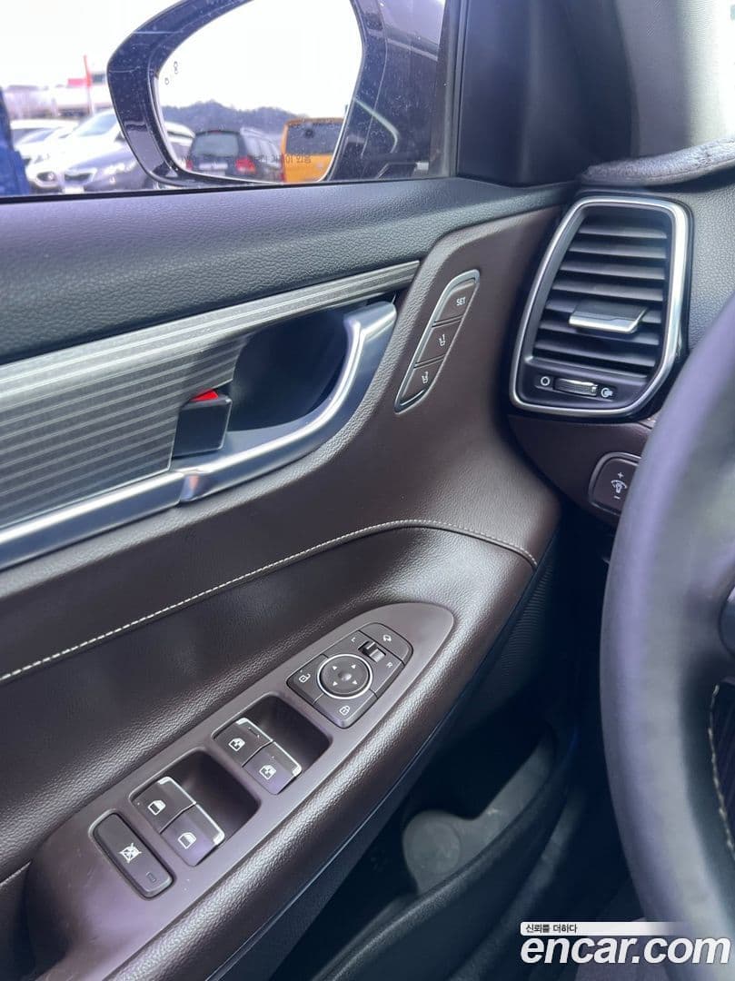 Main__Slider__Photo:Grandeur Hyundai 2017.9-11