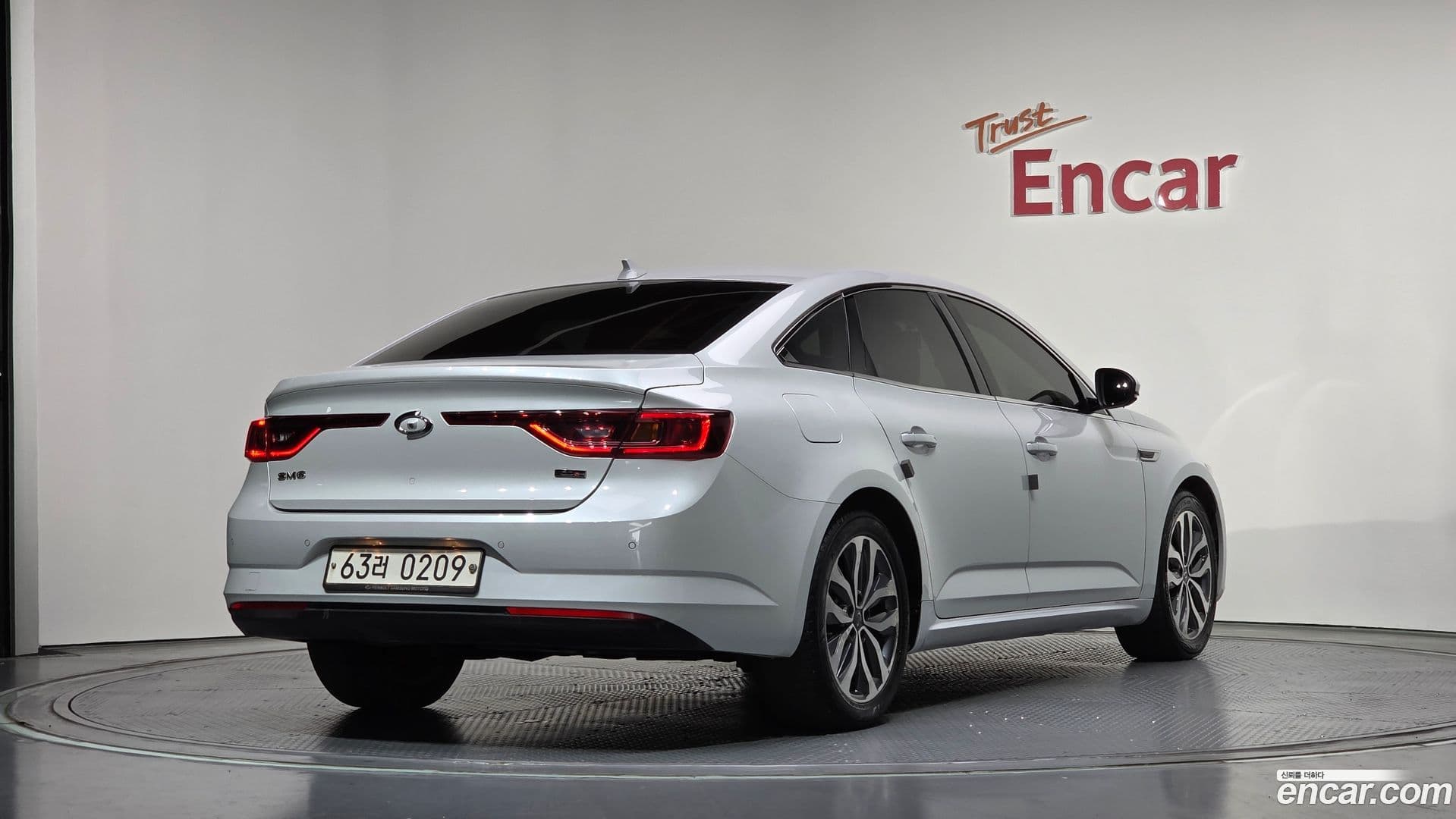 Main__Slider__Photo:SM6 Renault-KoreaSamsung 2016.9-1