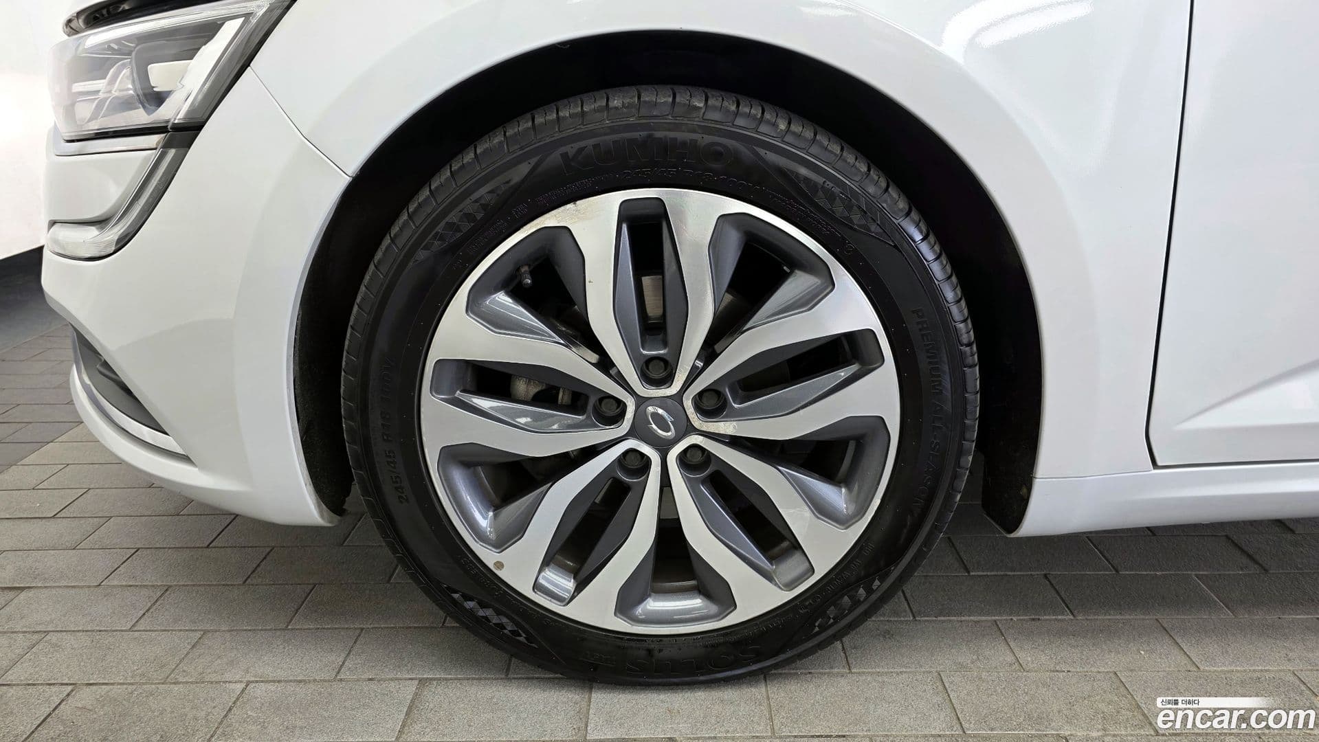 Main__Slider__Photo:SM6 Renault-KoreaSamsung 2016.9-4