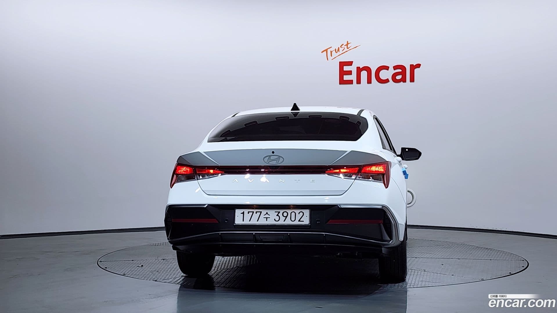 Main__Slider__Photo:AVANTE Hyundai 2025.7-3