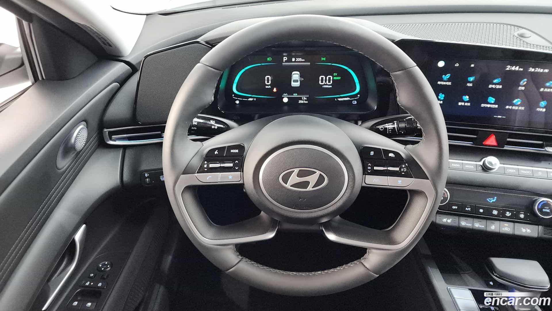 AVANTE Hyundai 2025.7-OPTION-017