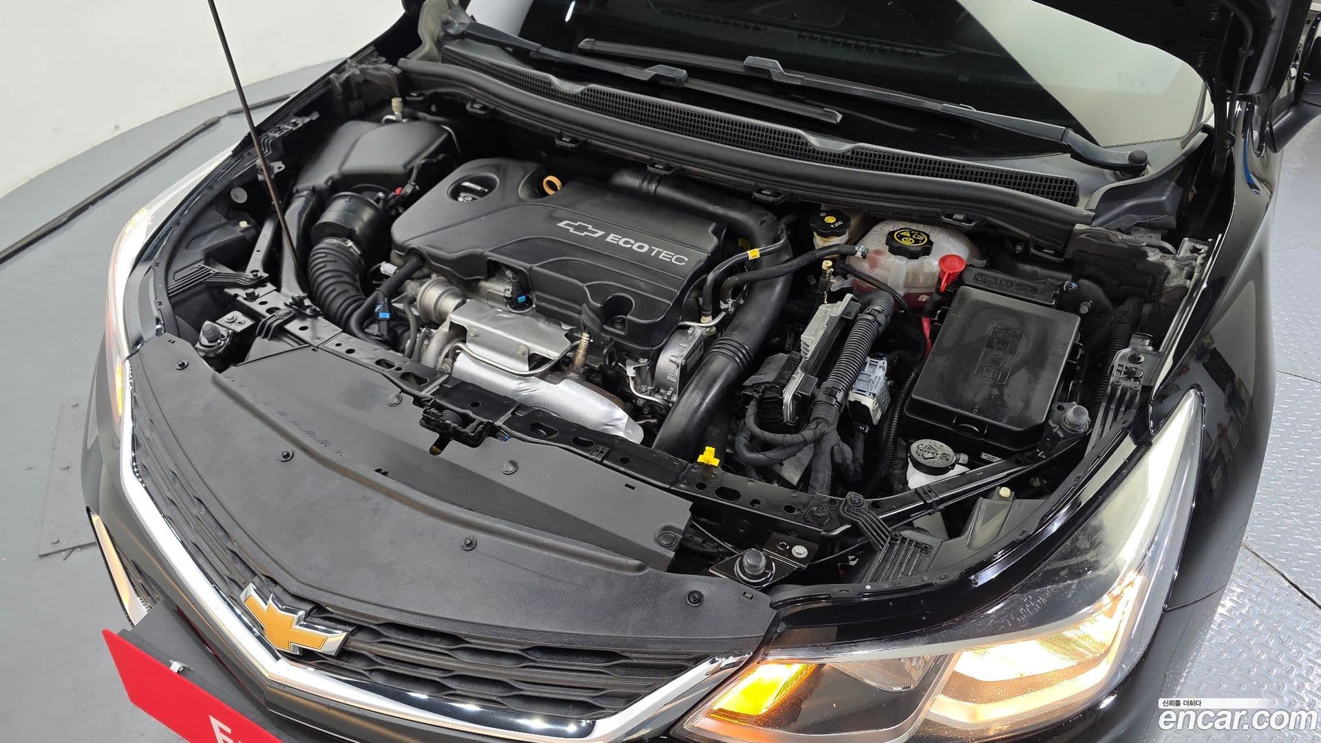 Main__Slider__Photo:Cruze ChevroletGMDaewoo 2017.5-5