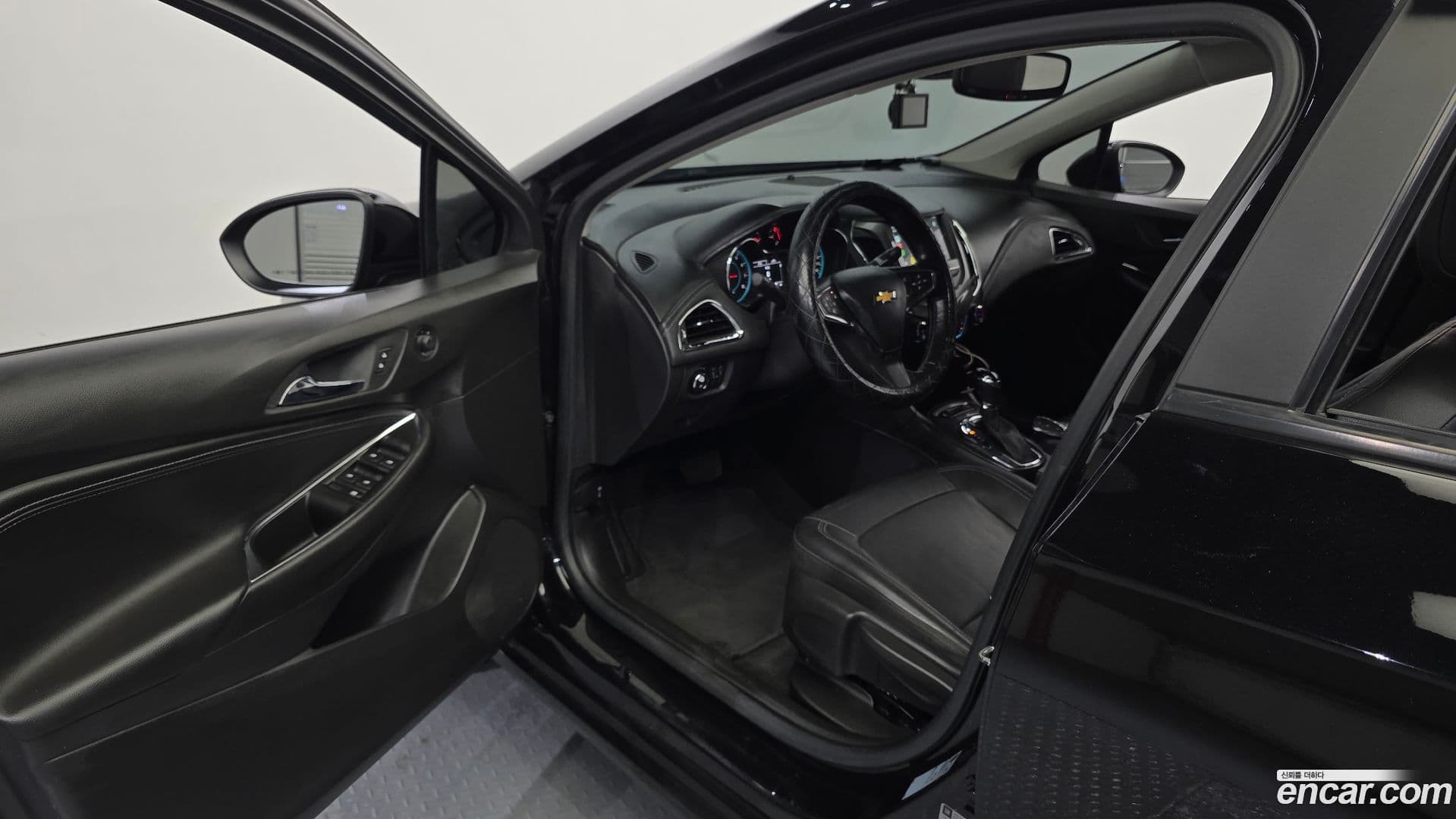 Main__Slider__Photo:Cruze ChevroletGMDaewoo 2017.5-9