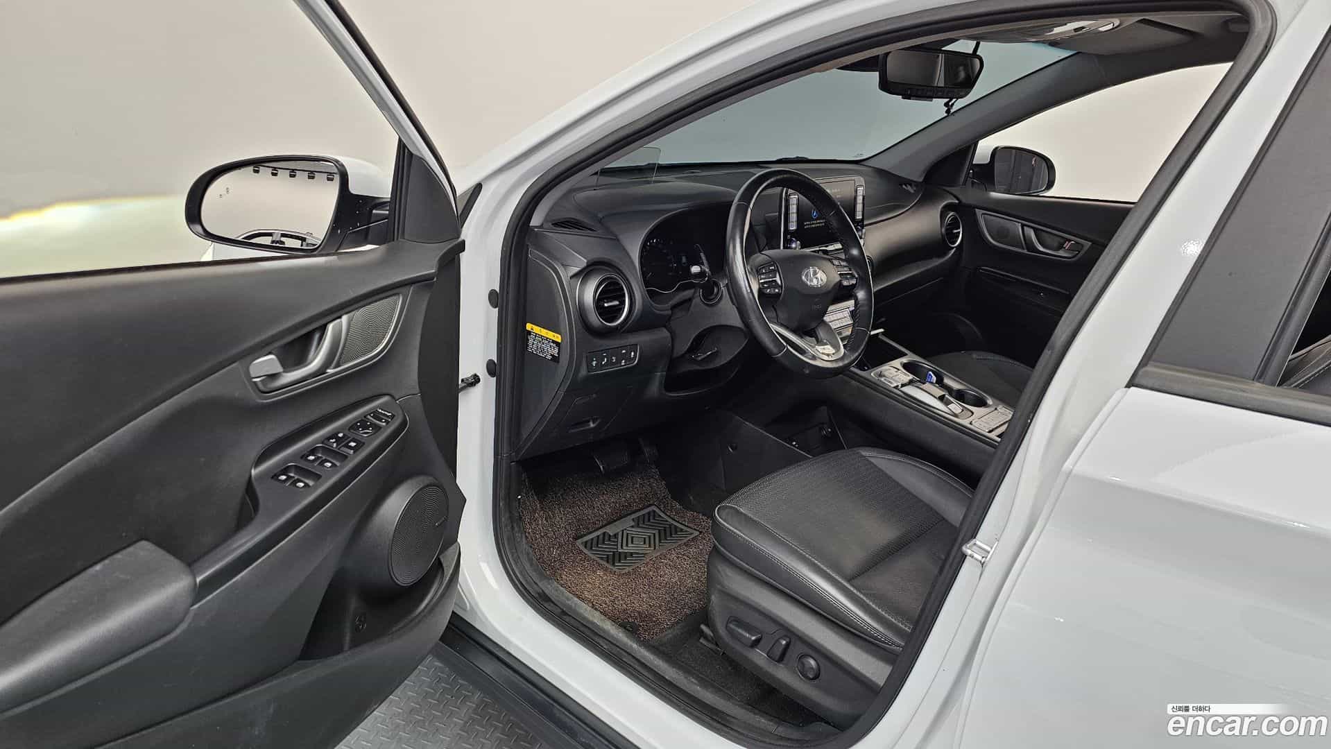 Kona Hyundai 2019.11-INNER-010