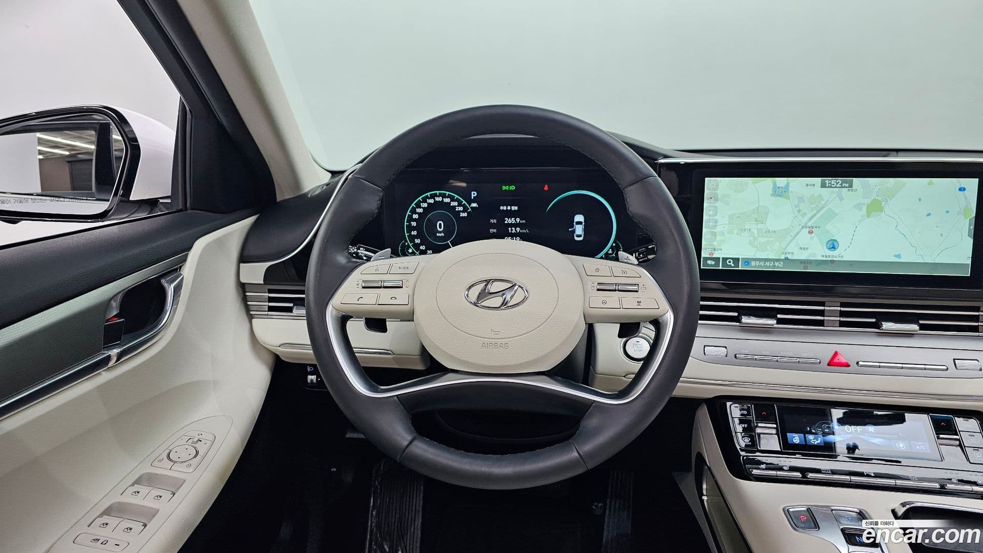 Main__Slider__Photo:Grandeur Hyundai 2022.1-12
