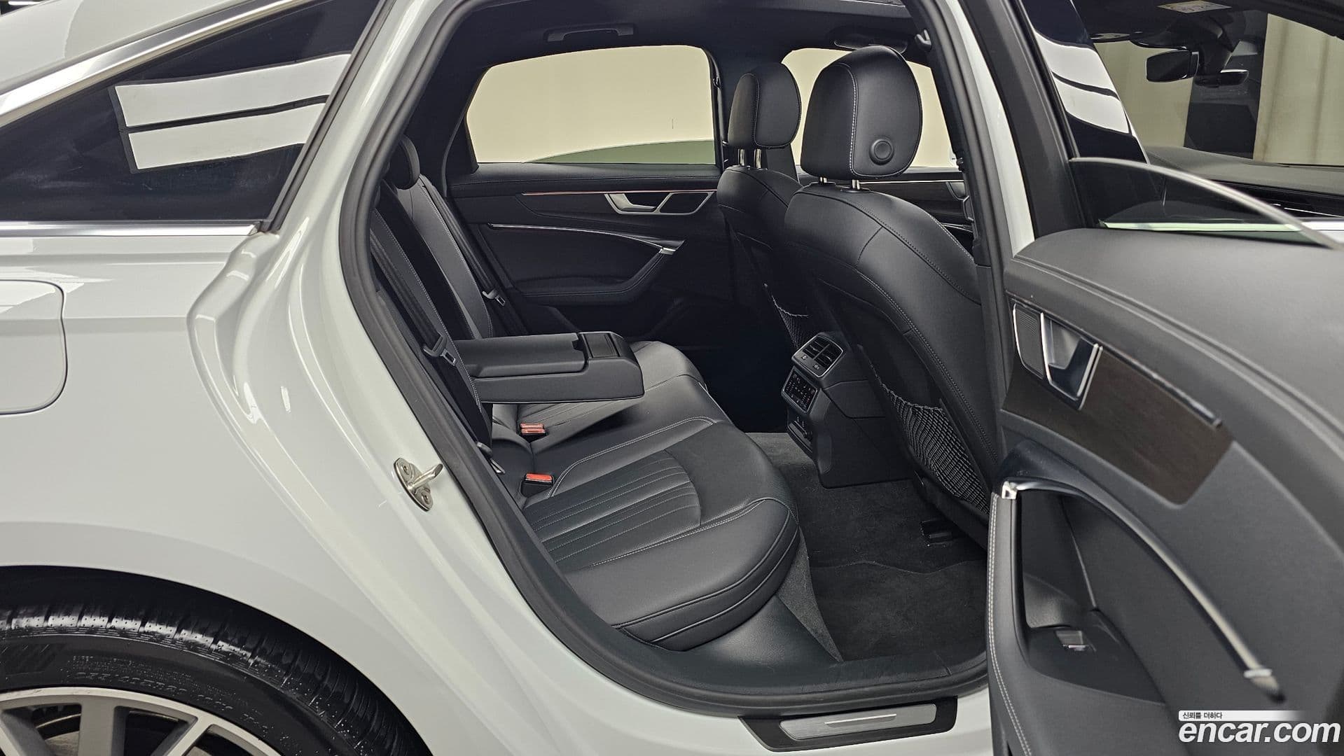 Main__Slider__Photo:A6 Audi 2023.2-11