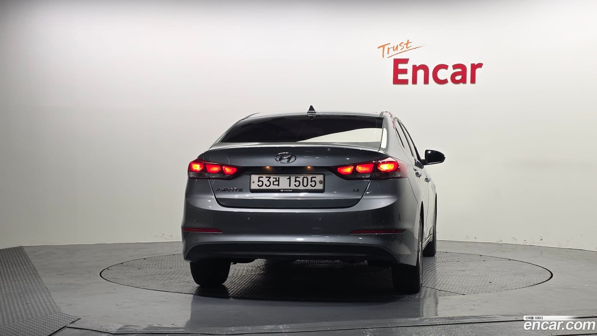 Main__Slider__Photo:AVANTE Hyundai 2017.4-3