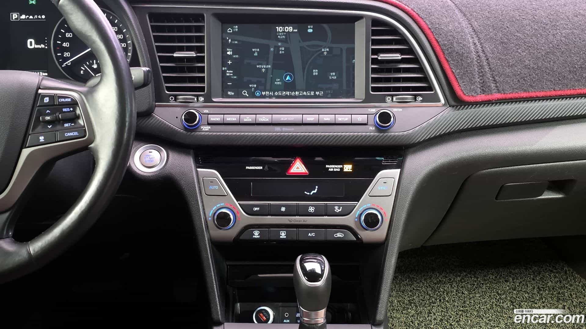 AVANTE Hyundai 2017.4-OPTION-018