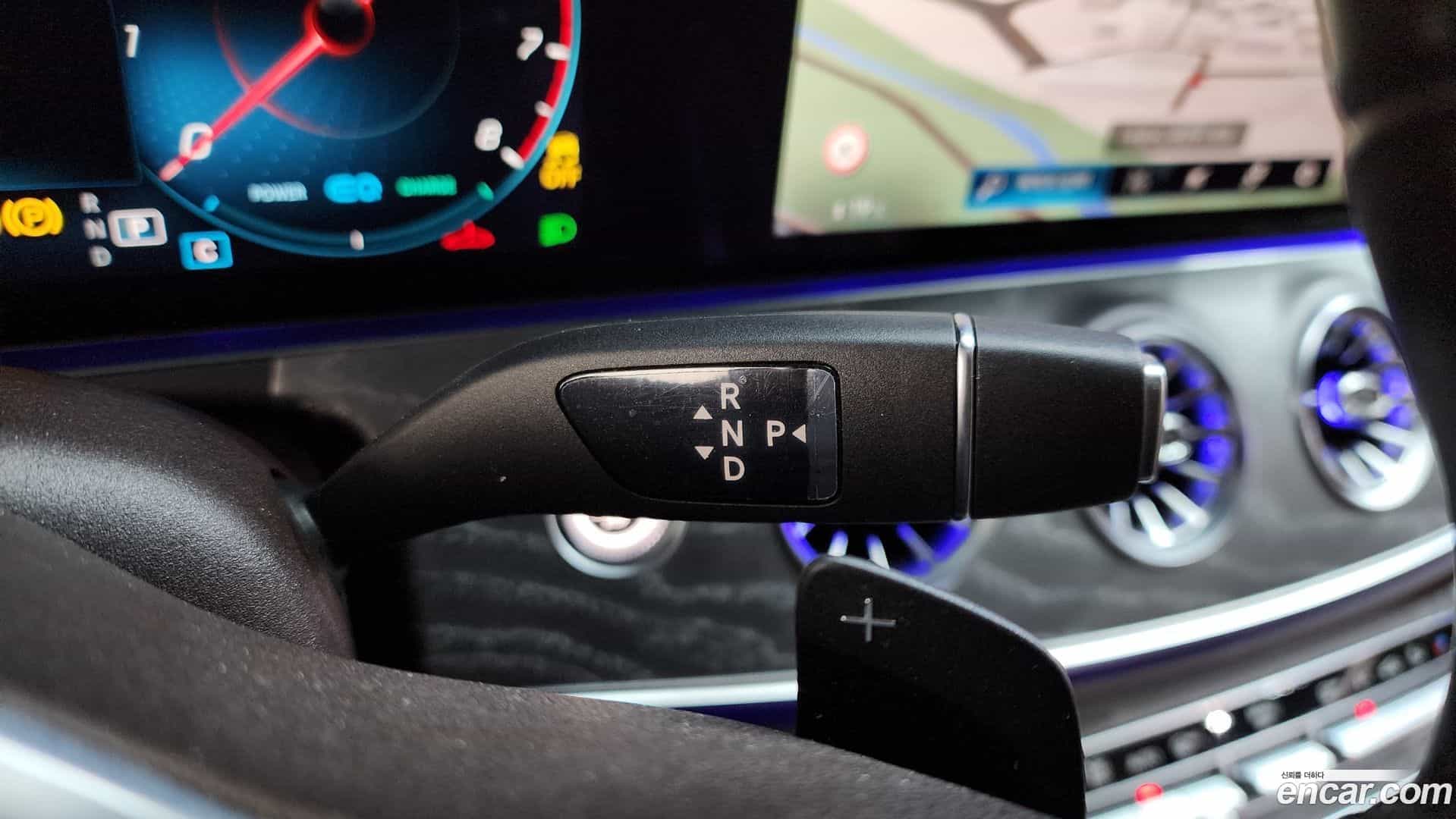 CLS-Class Mercedes-Benz 2021.2-INNER-009