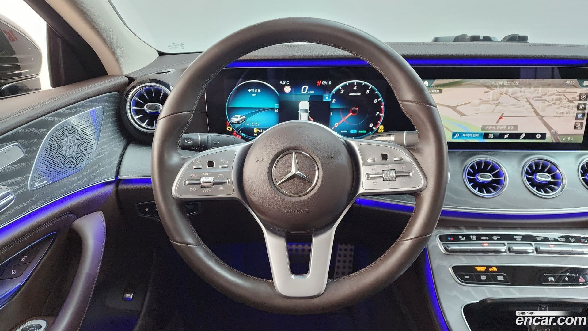 Main__Slider__Photo:CLS-Class Mercedes-Benz 2021.2-12